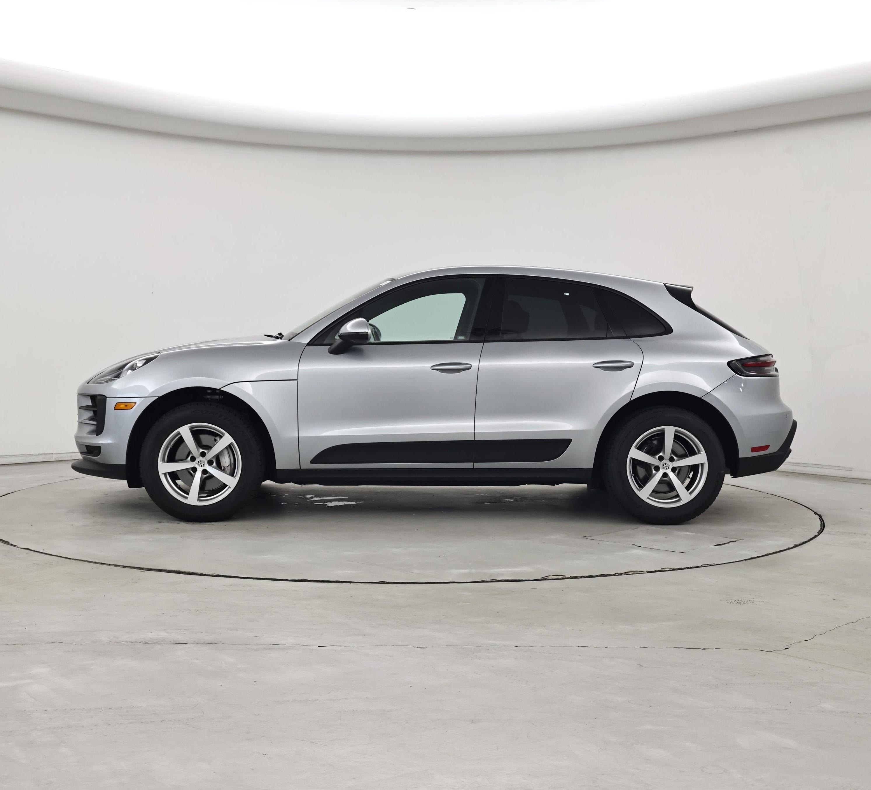 Thumbnail: 2020 Porsche Macan - 3