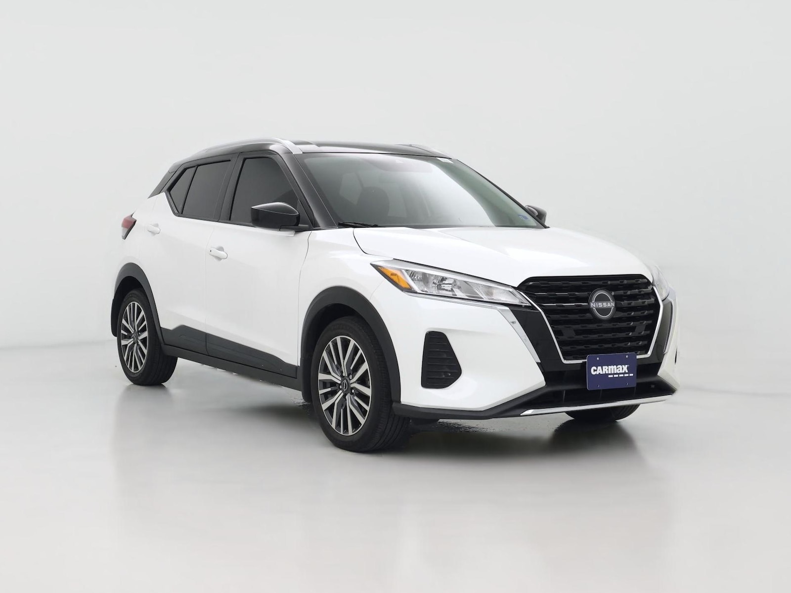 2023 Nissan Kicks