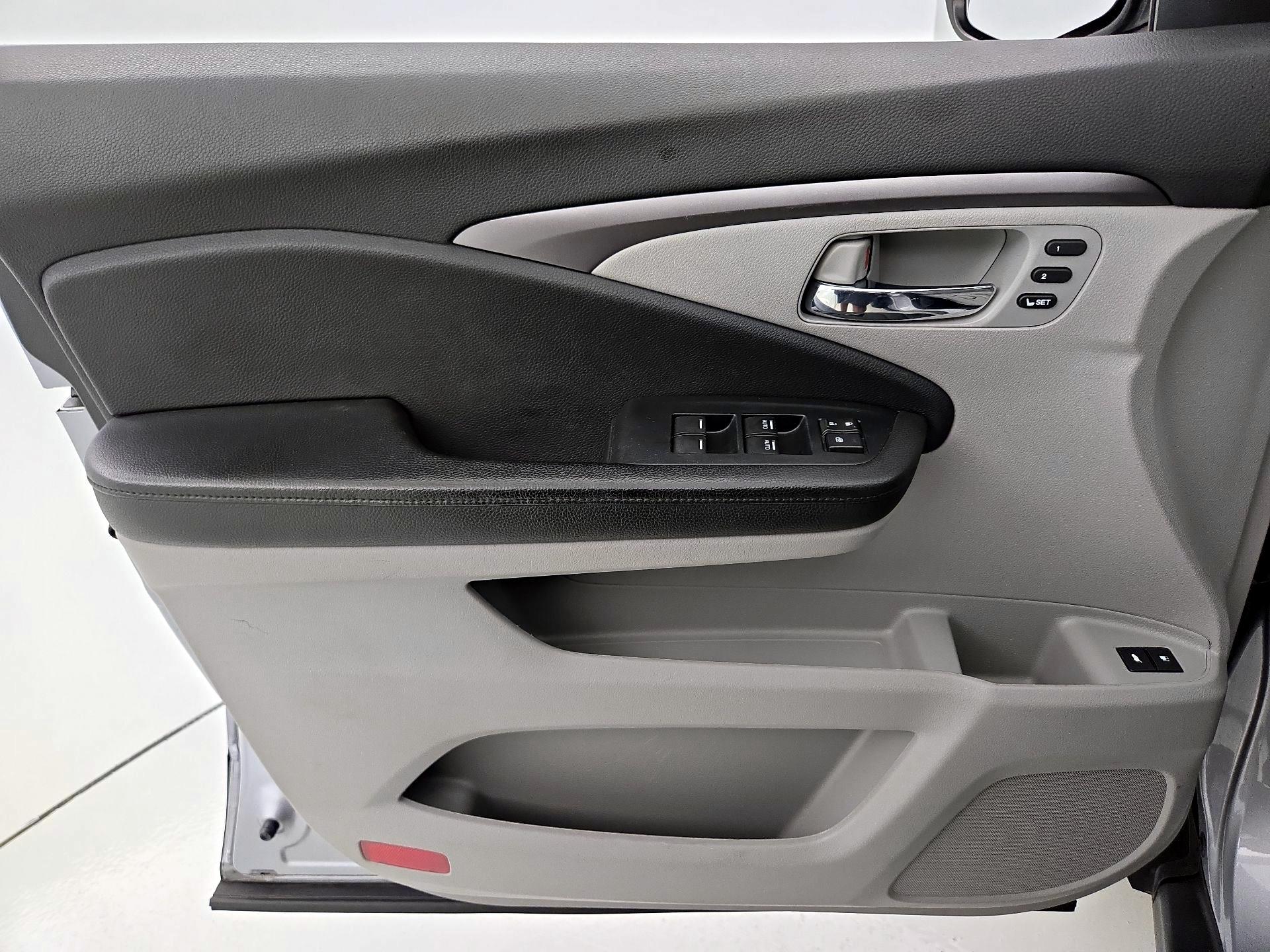 Thumbnail: 2021 Honda Pilot - 12