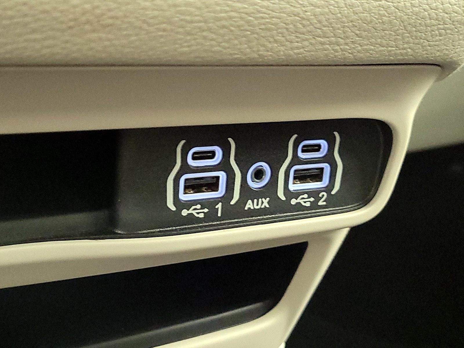2024 Chrysler Pacifica PHEV Select - Photo 20