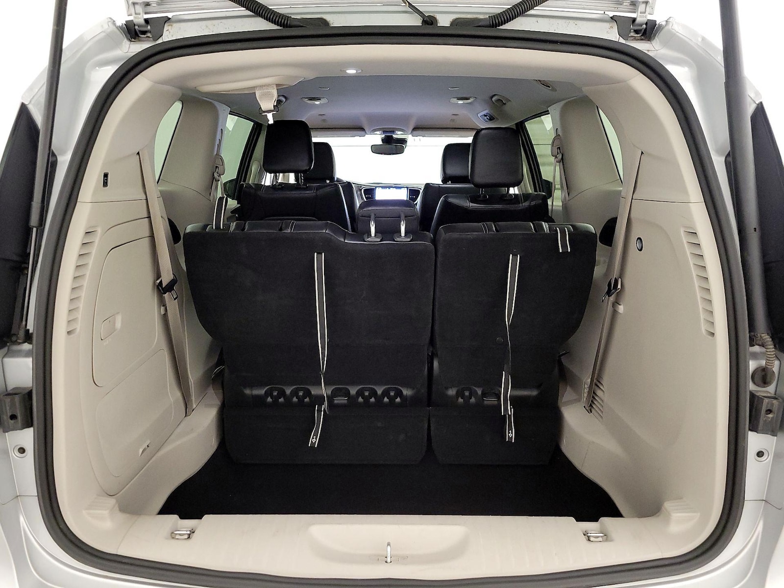 2024 Chrysler Pacifica PHEV Select - Photo 23
