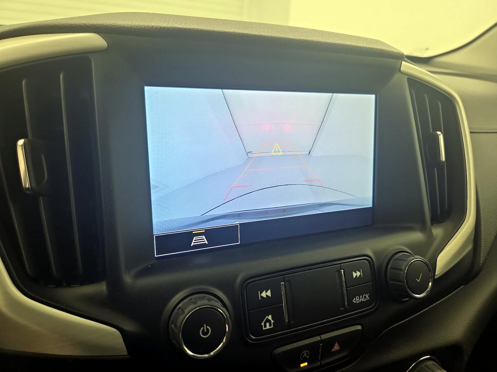2023 GMC Terrain SLT - Photo 16