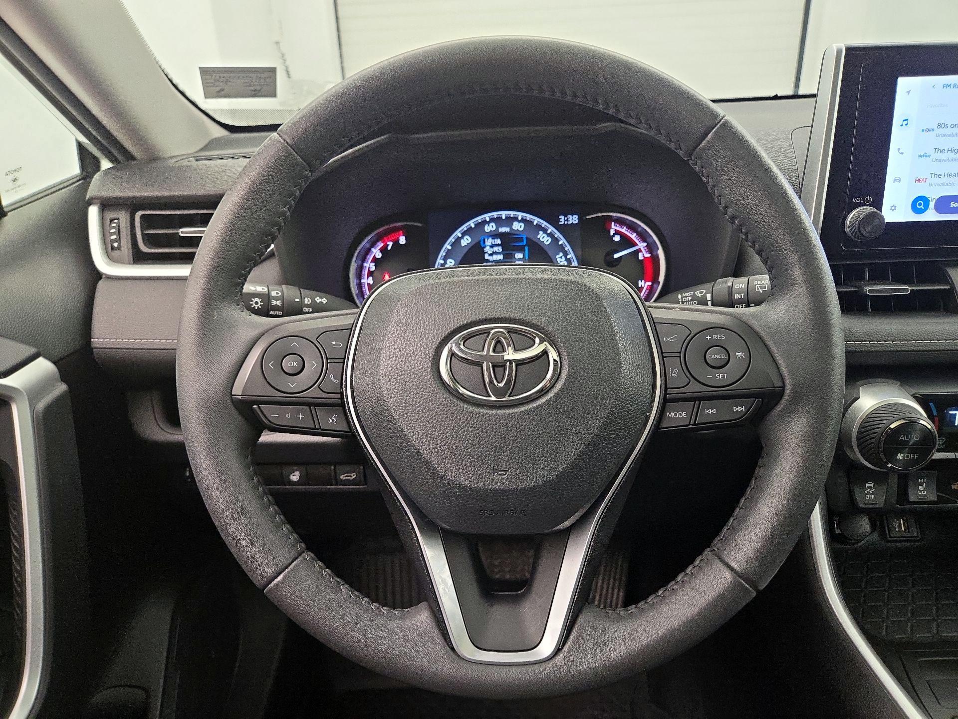 Thumbnail: 2023 Toyota RAV4 - 10