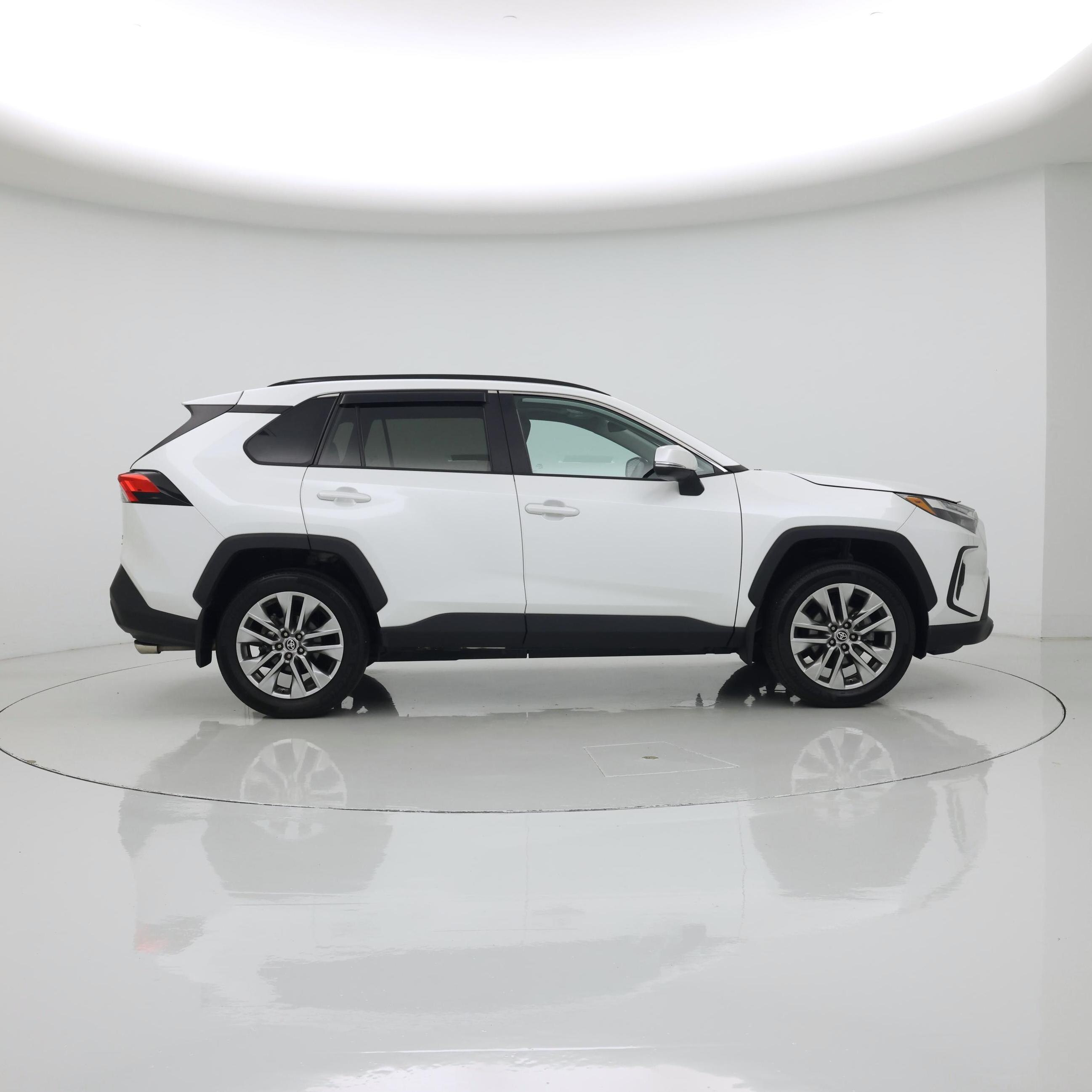 Thumbnail: 2023 Toyota RAV4 - 7