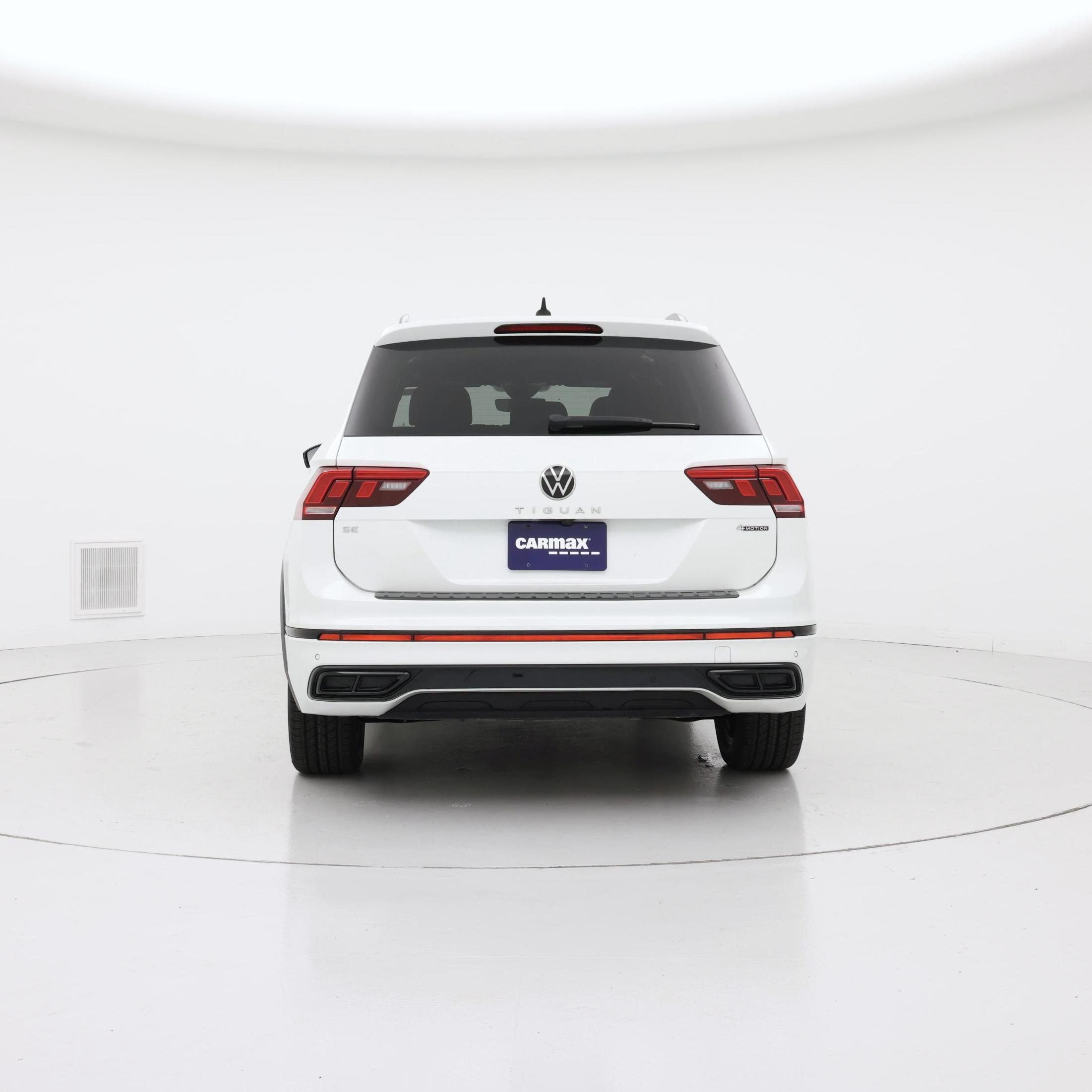 Thumbnail: 2022 Volkswagen Tiguan - 6