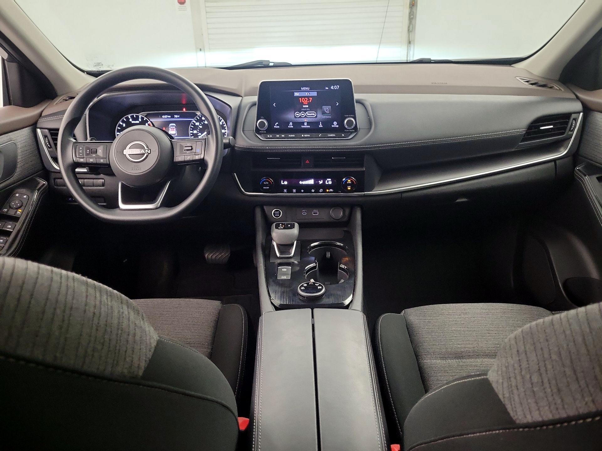 Thumbnail: 2023 Nissan Rogue - 9