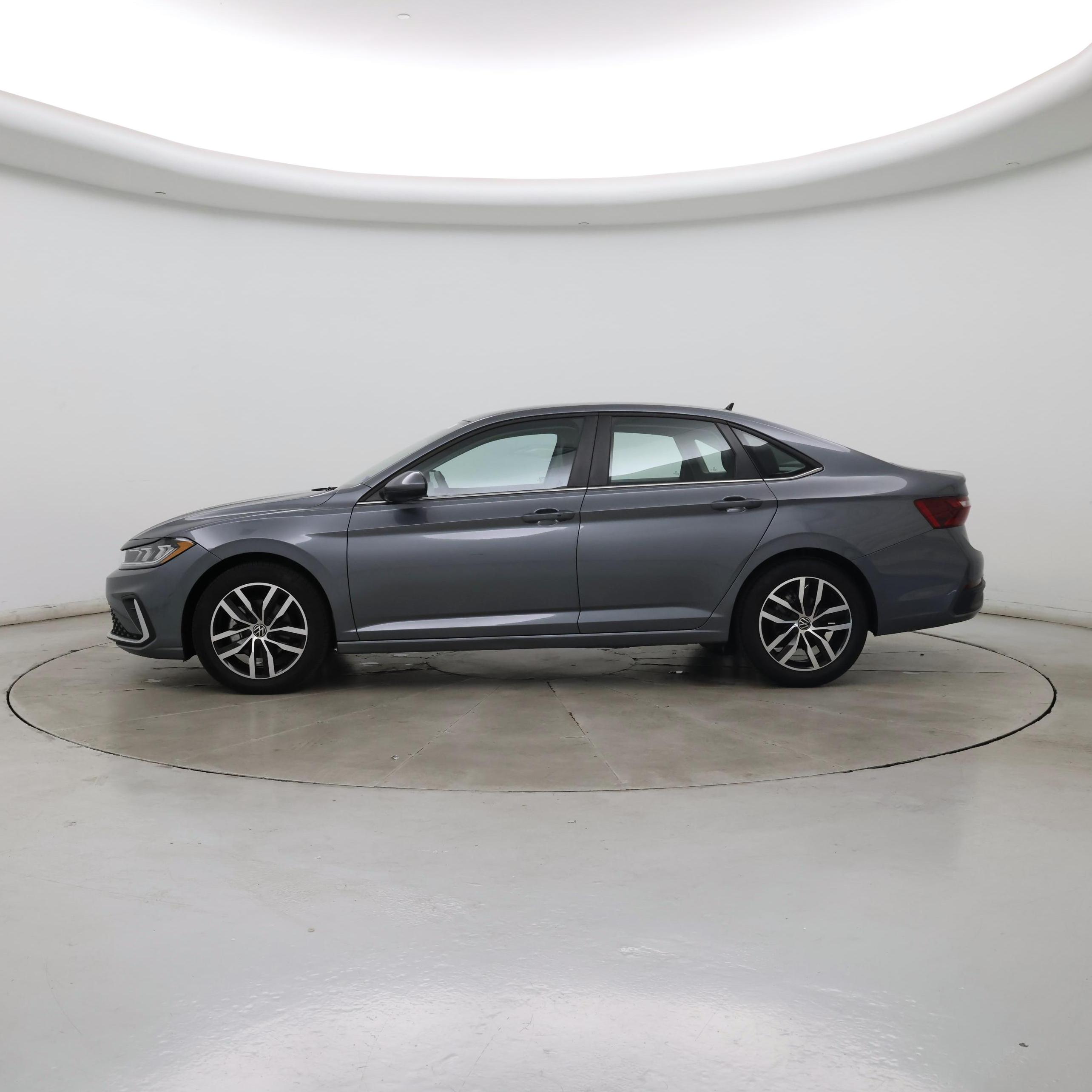 Thumbnail: 2025 Volkswagen Jetta - 3
