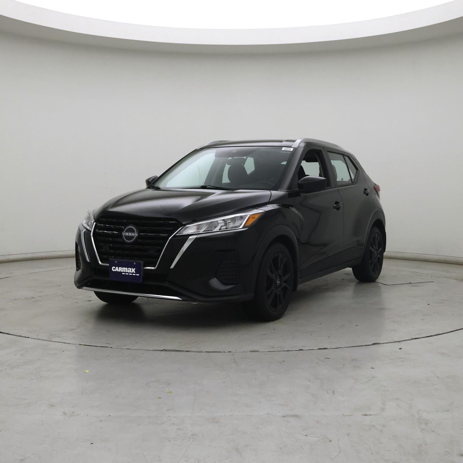 Thumbnail: 2023 Nissan Kicks - 4