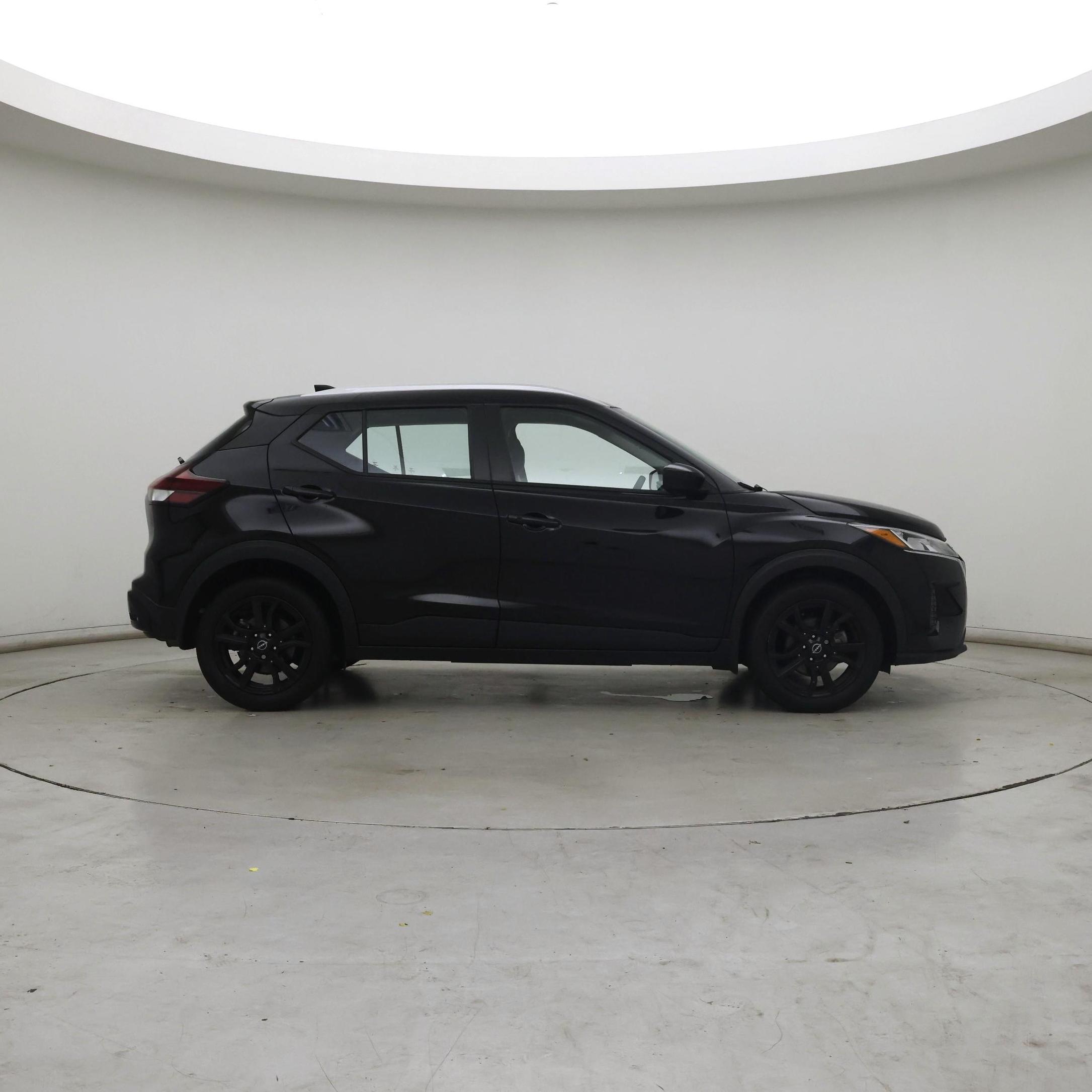 Thumbnail: 2023 Nissan Kicks - 7