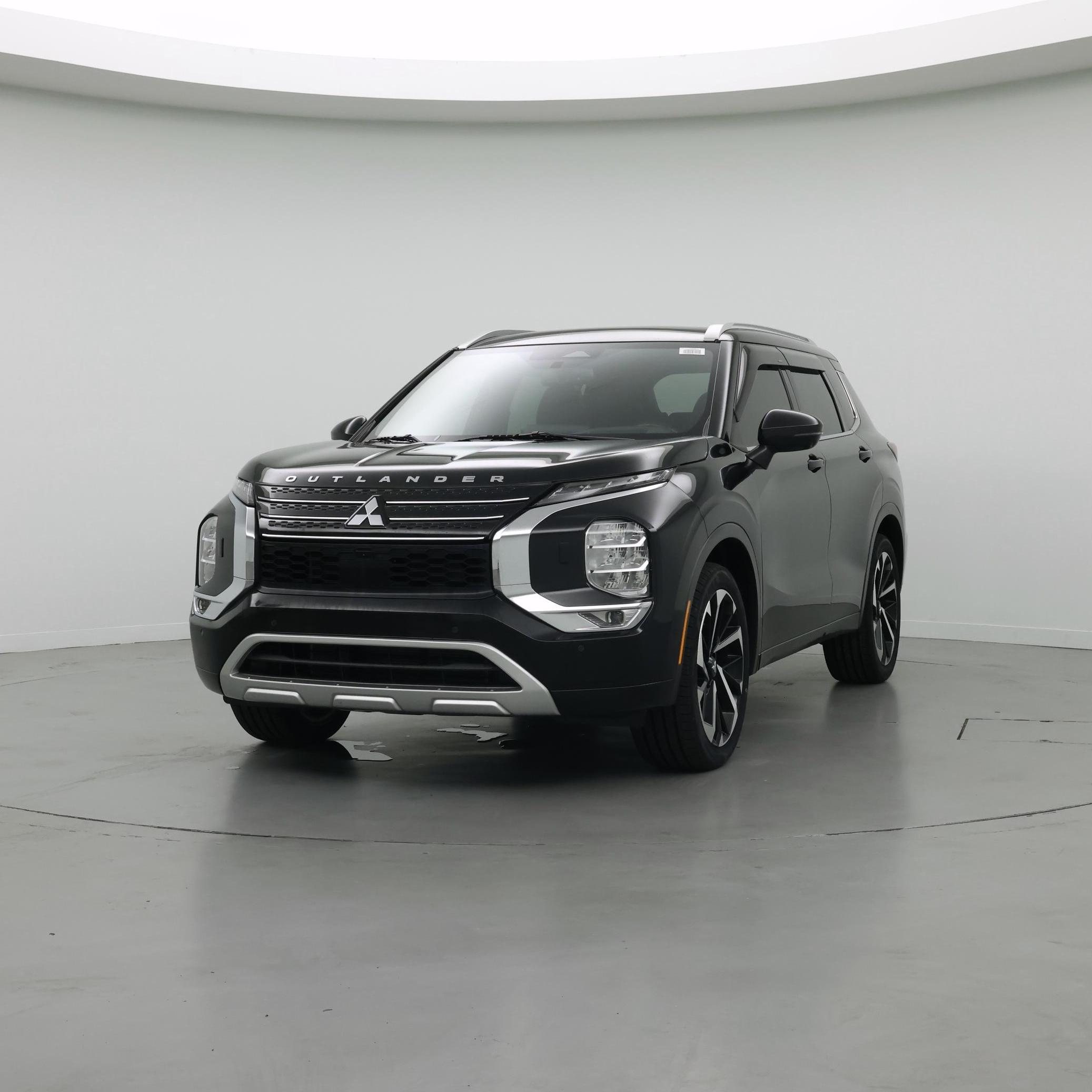 Thumbnail: 2022 Mitsubishi Outlander - 4