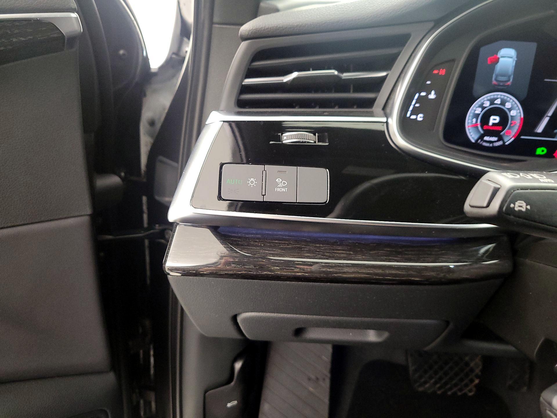 Thumbnail: 2022 Audi Q7 - 13