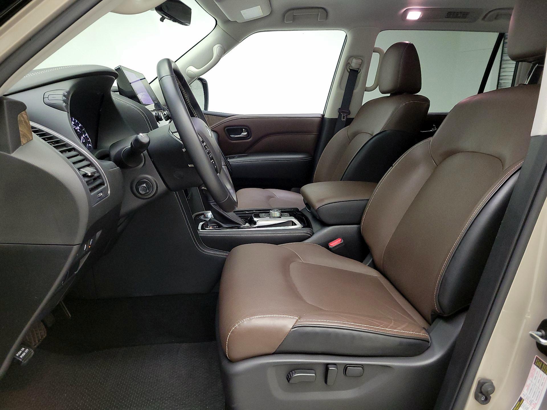 Thumbnail: 2023 INFINITI QX80 - 11