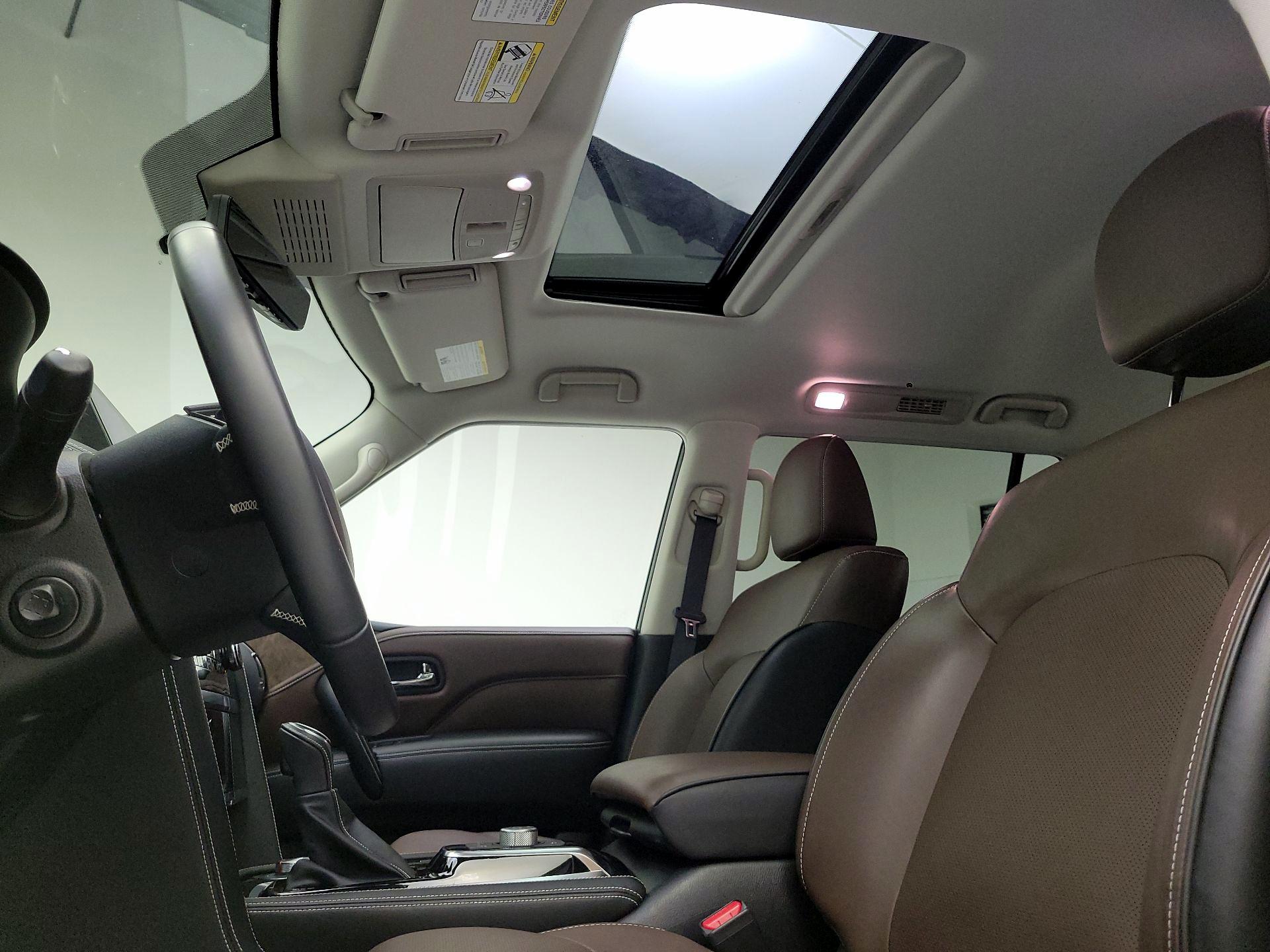 Thumbnail: 2023 INFINITI QX80 - 20