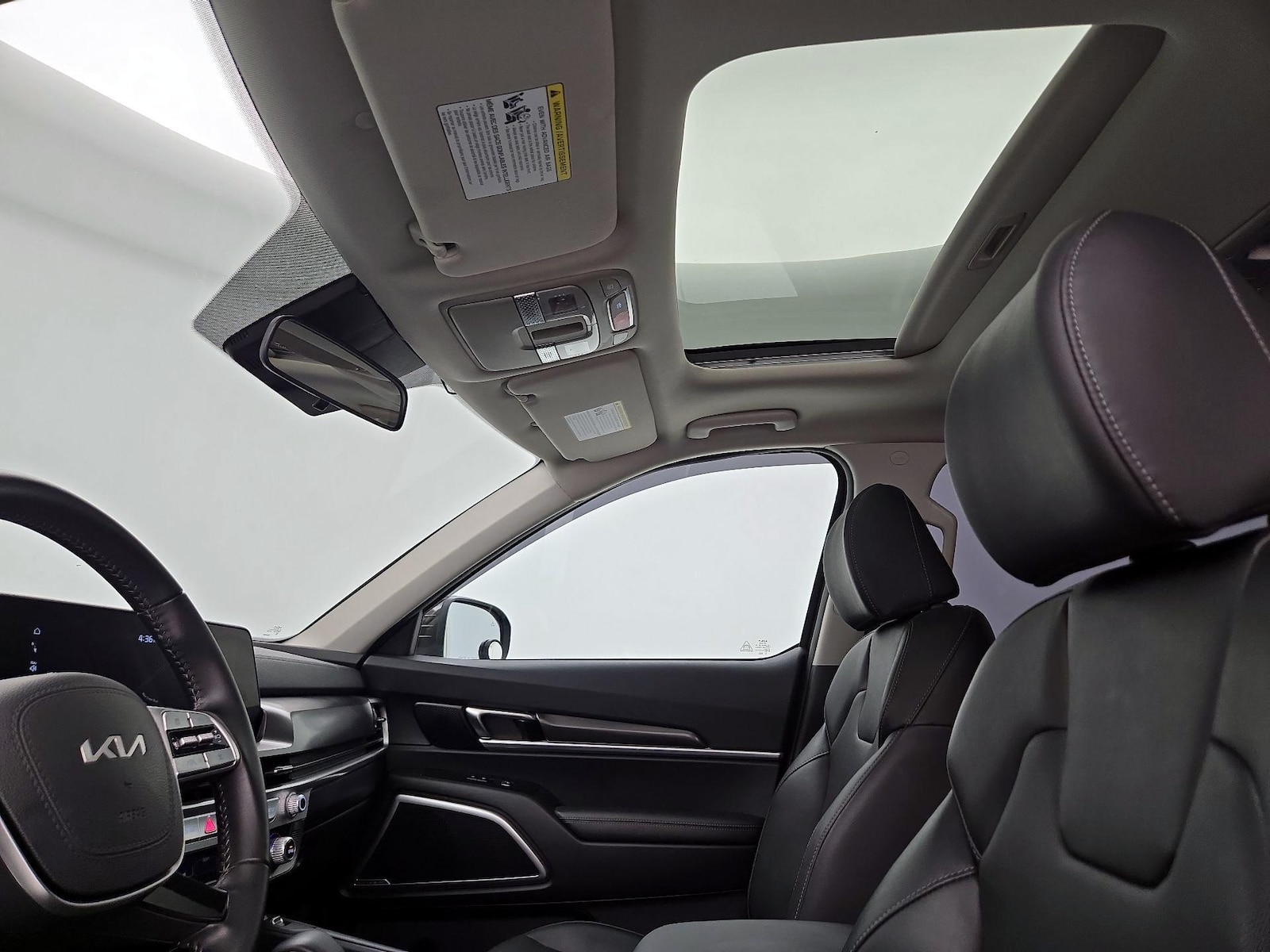 2023 Kia Telluride S - Photo 21
