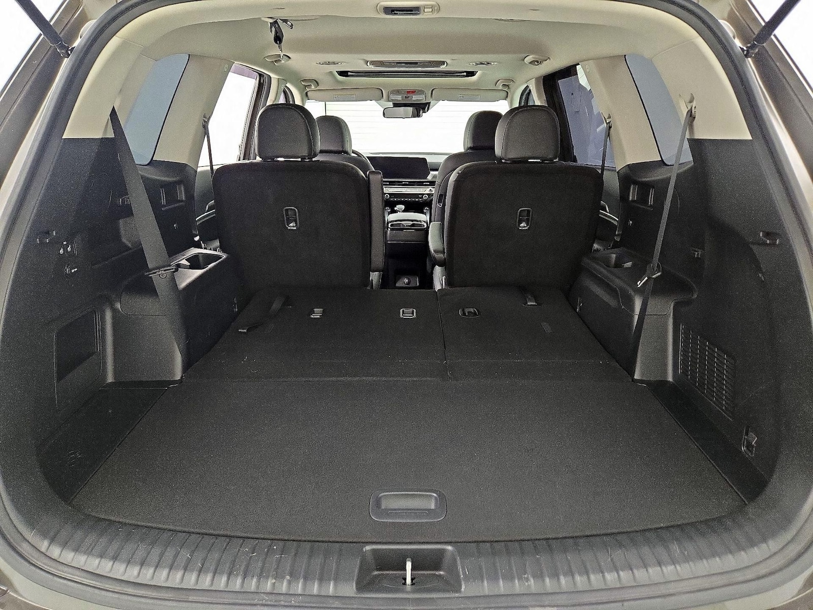 2023 Kia Telluride S - Photo 25