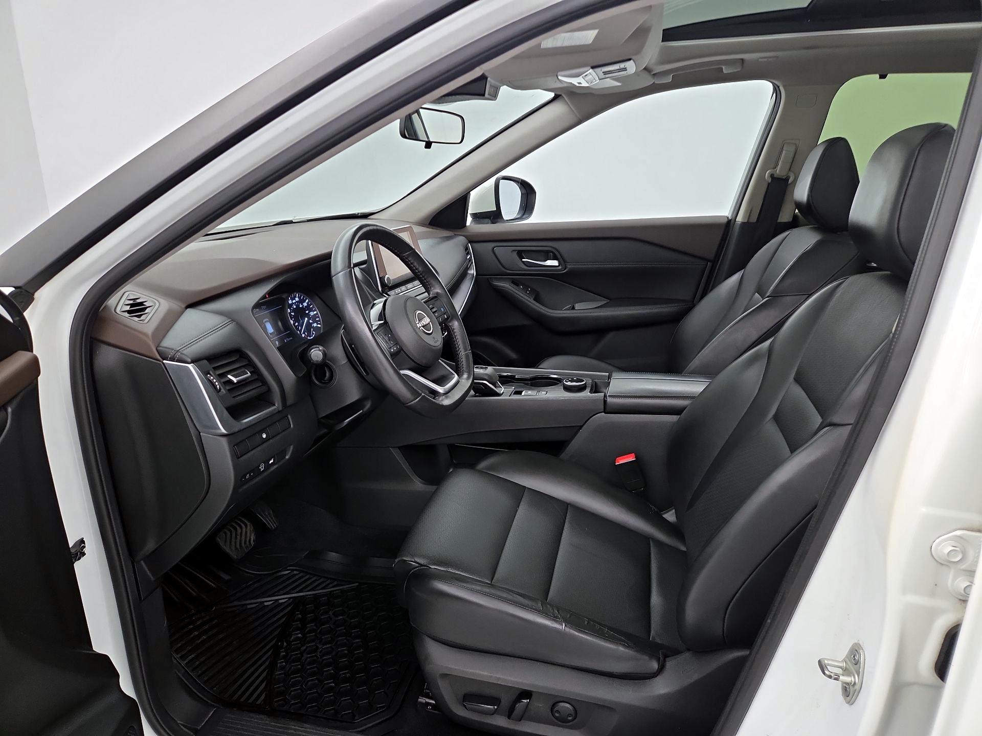 Thumbnail: 2023 Nissan Rogue - 11