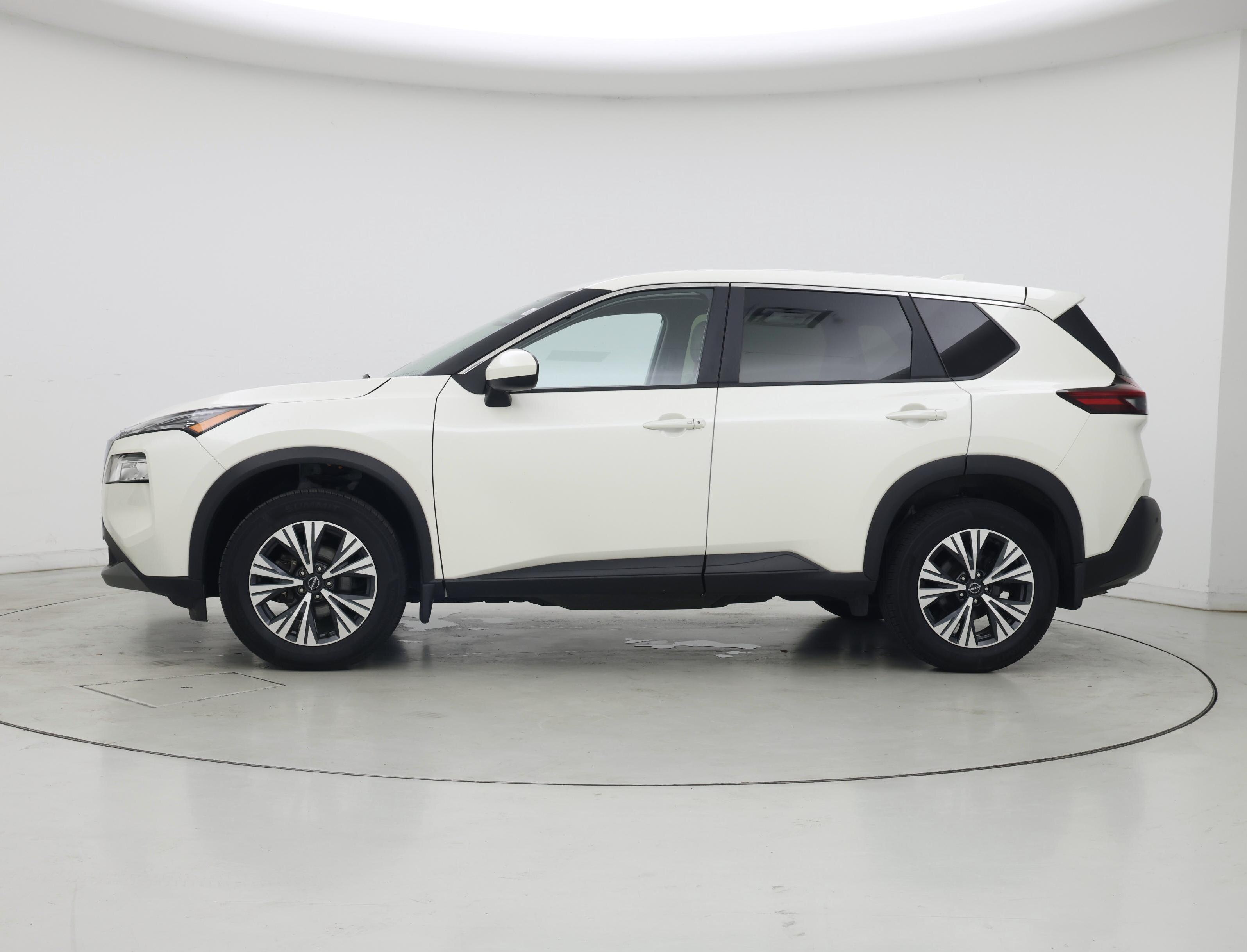 Thumbnail: 2023 Nissan Rogue - 3