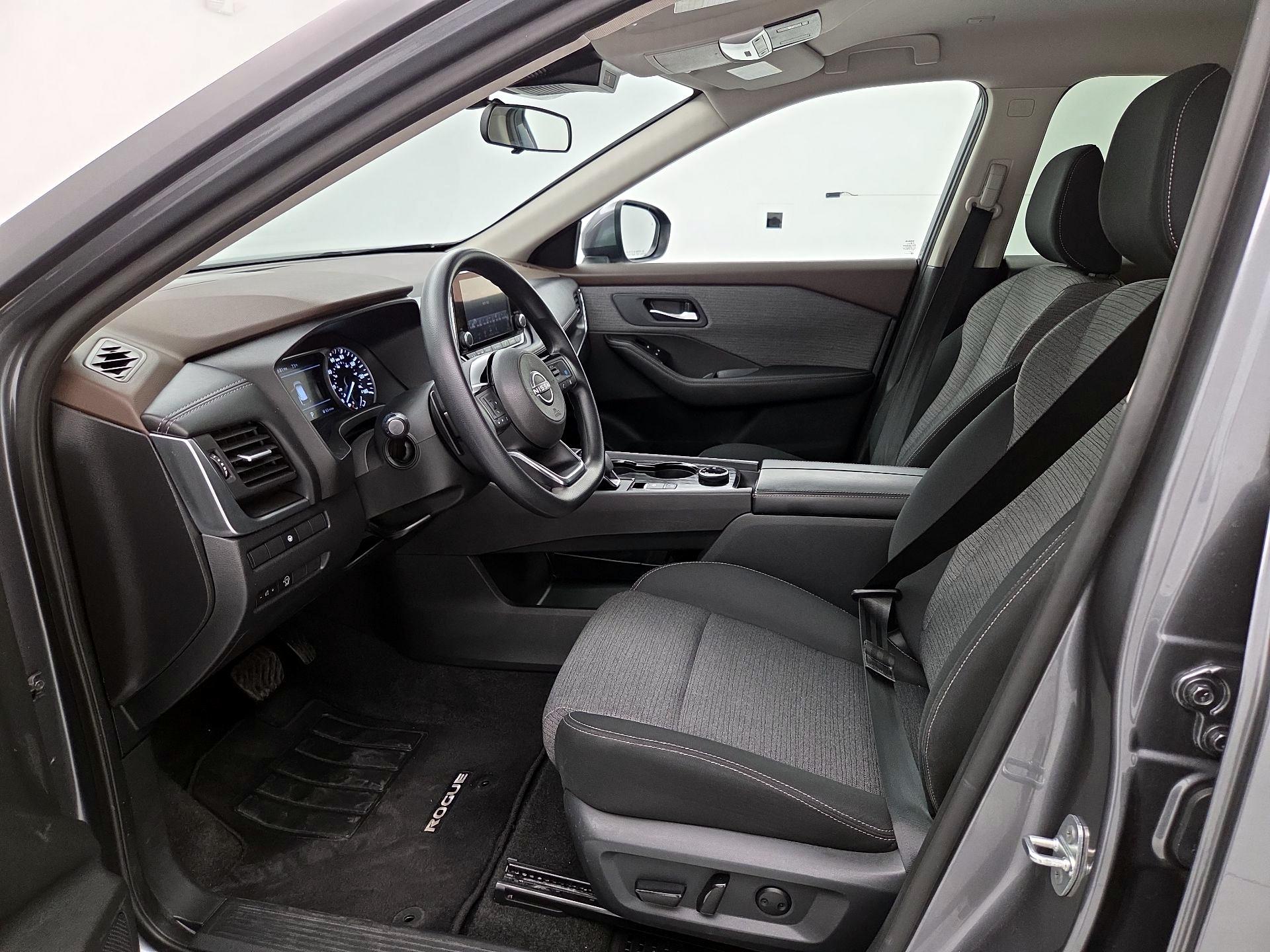 Thumbnail: 2023 Nissan Rogue - 11