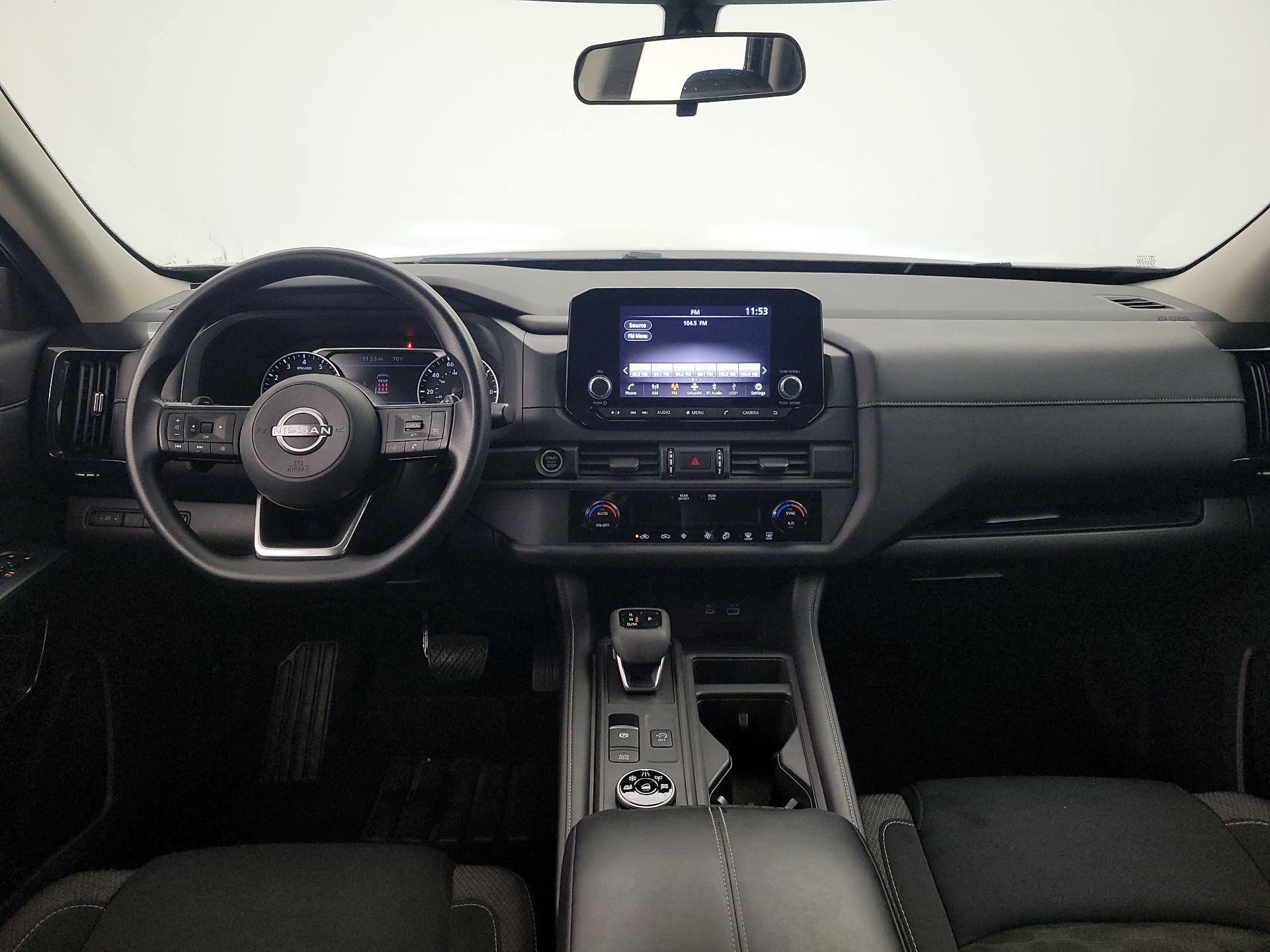 Thumbnail: 2023 Nissan Pathfinder - 9