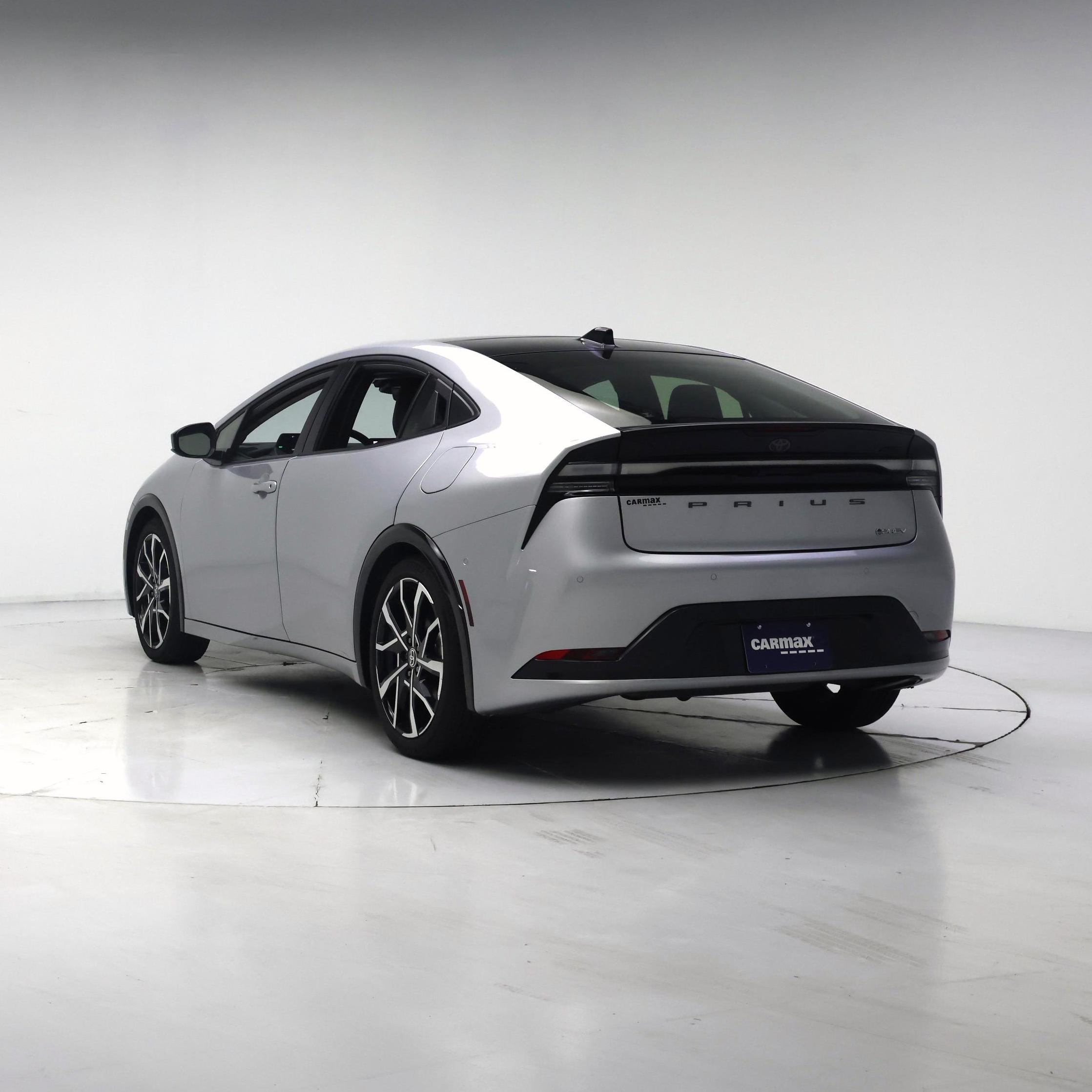 Thumbnail: 2025 Toyota Prius - 2
