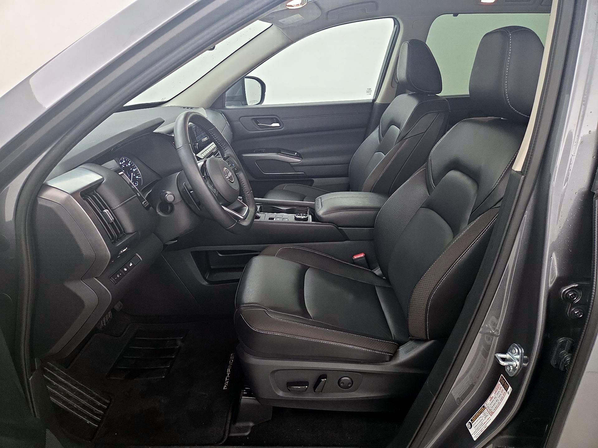 Thumbnail: 2024 Nissan Pathfinder - 11