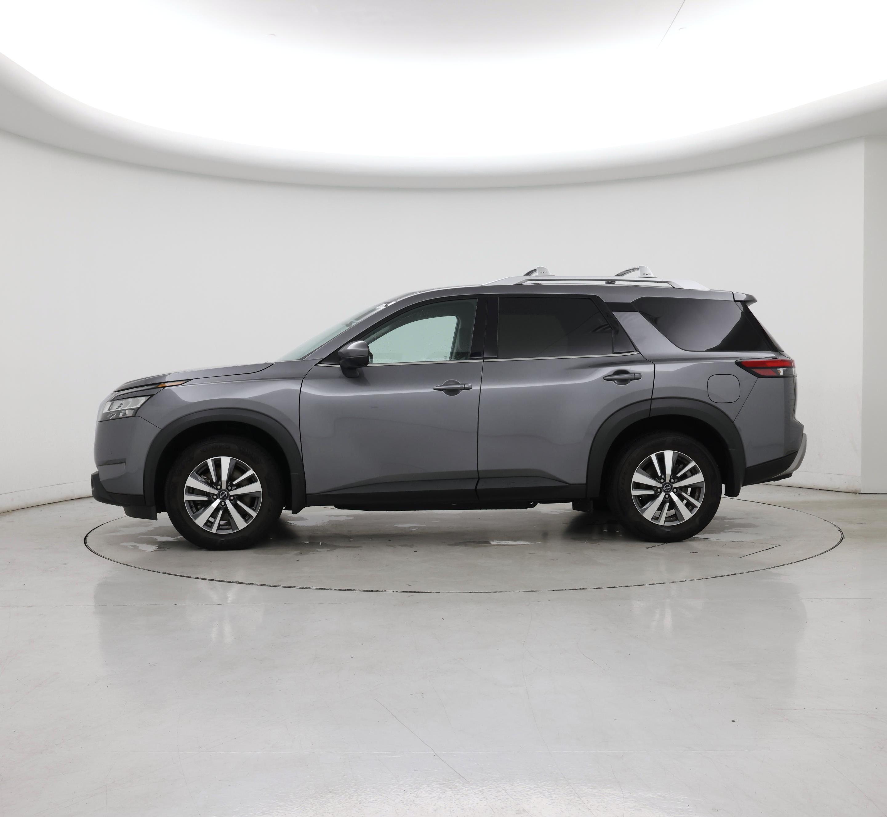 Thumbnail: 2024 Nissan Pathfinder - 3