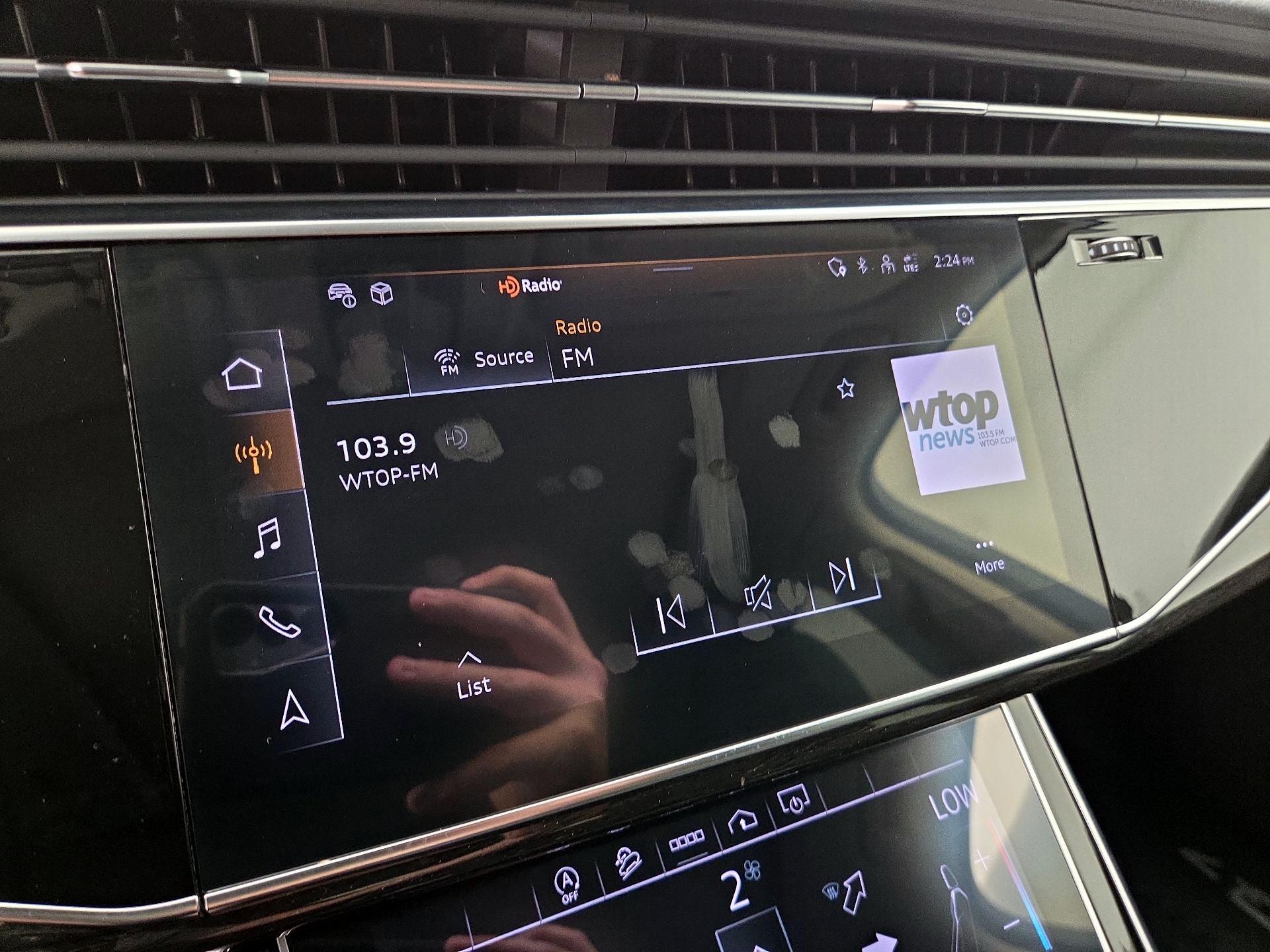 Thumbnail: 2023 Audi Q7 - 16