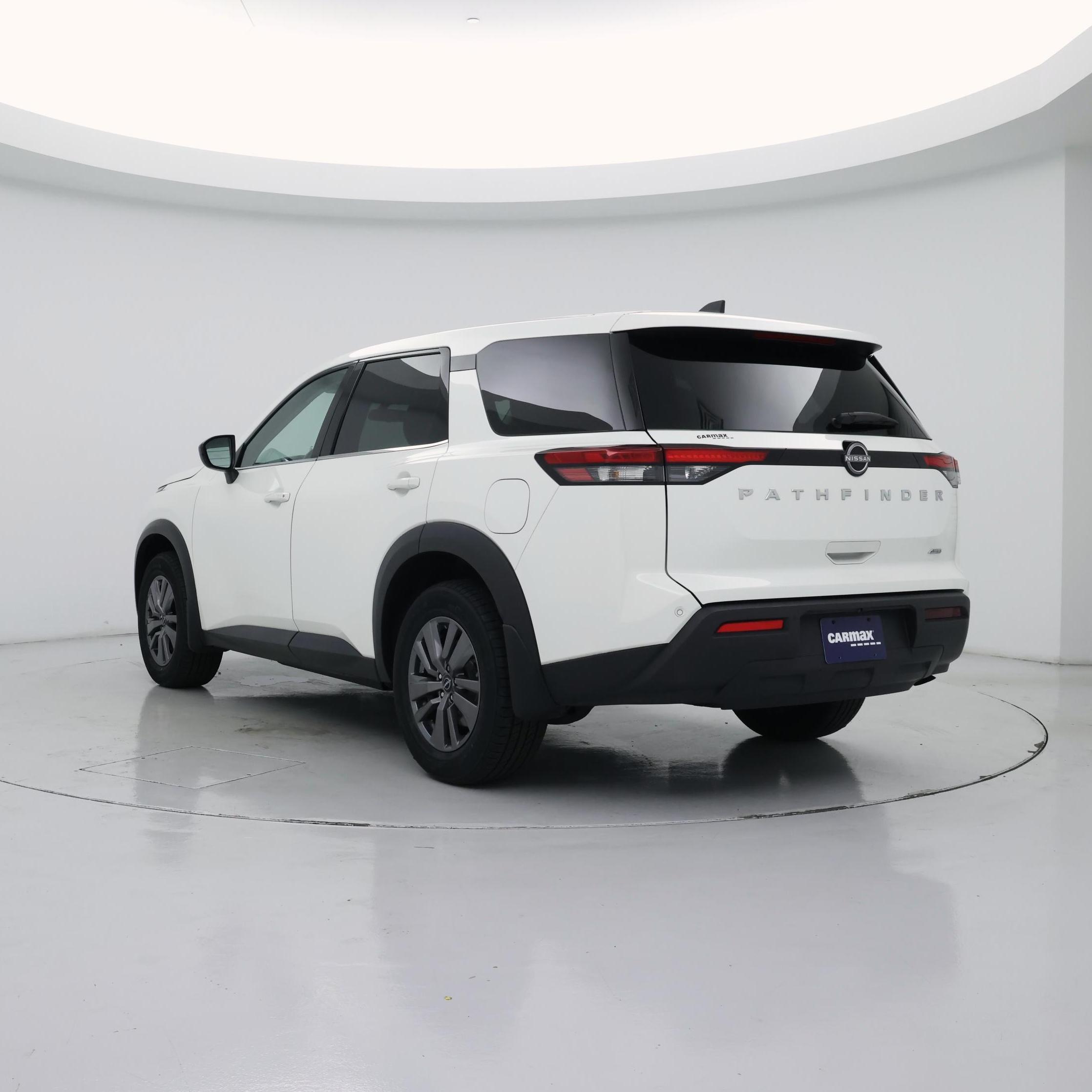 Thumbnail: 2024 Nissan Pathfinder - 2