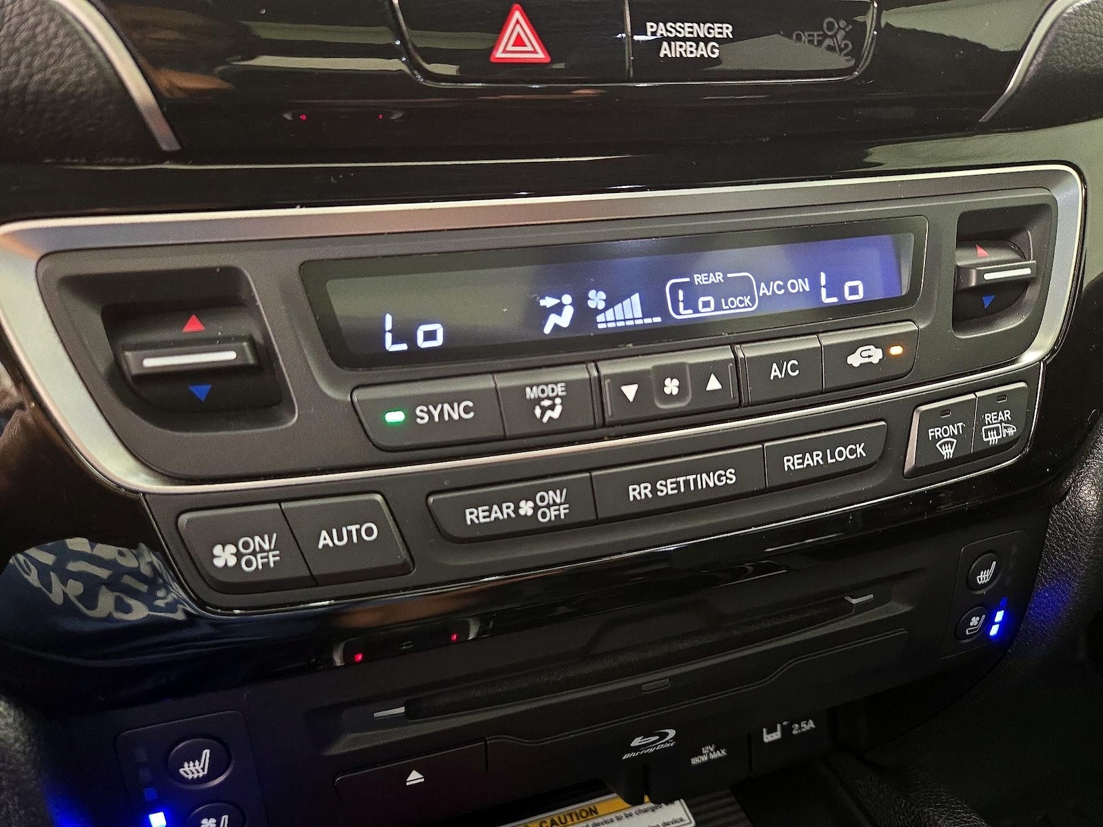 2020 Honda Pilot Black Edition - Photo 18