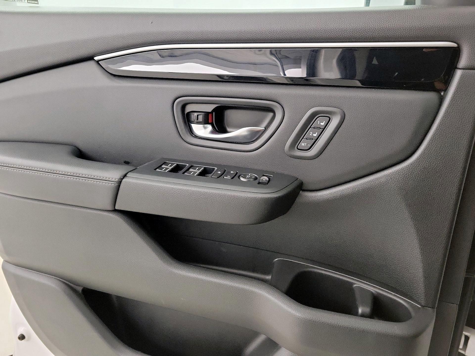 Thumbnail: 2025 Honda Pilot - 12