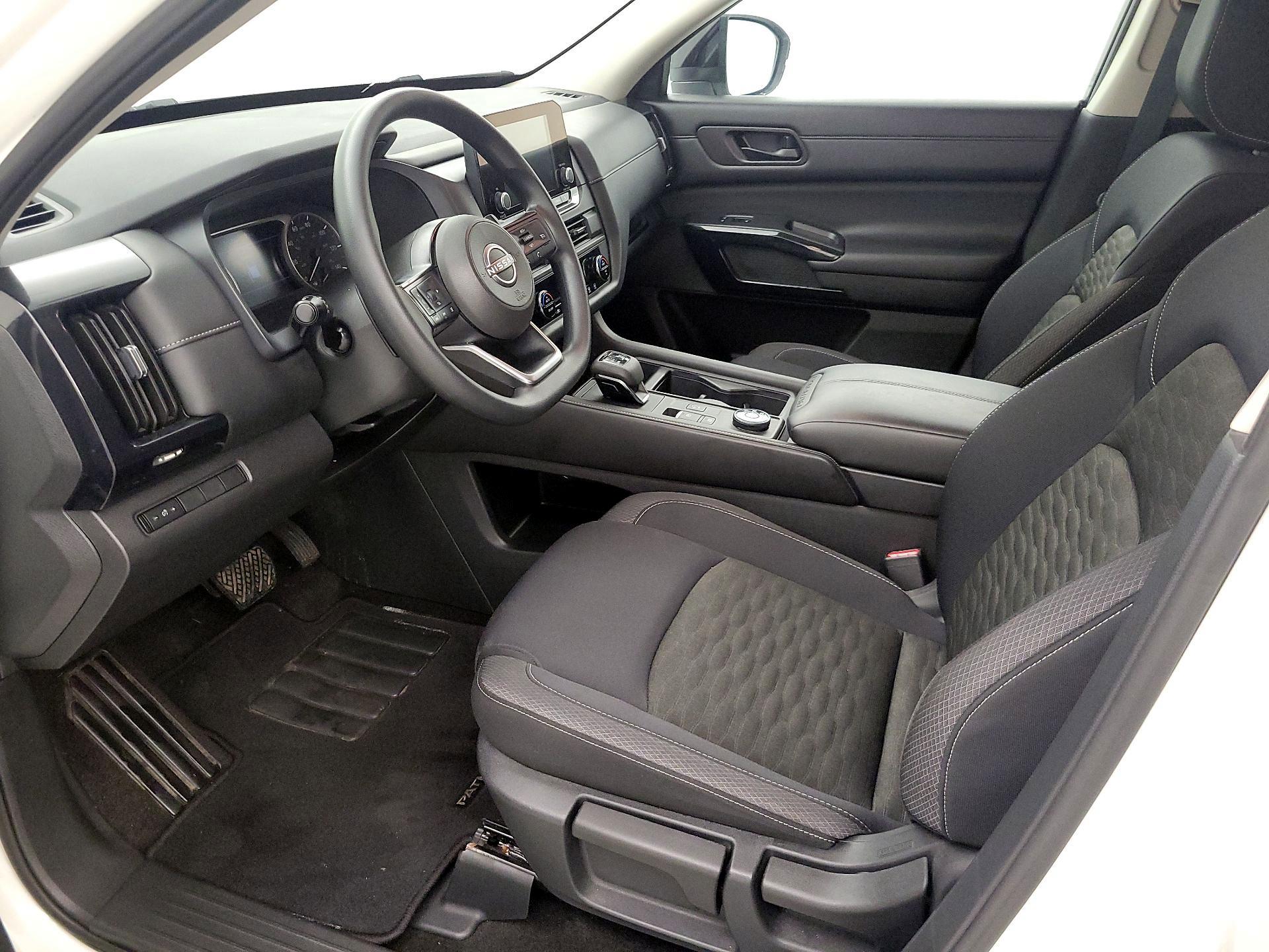 Thumbnail: 2024 Nissan Pathfinder - 11