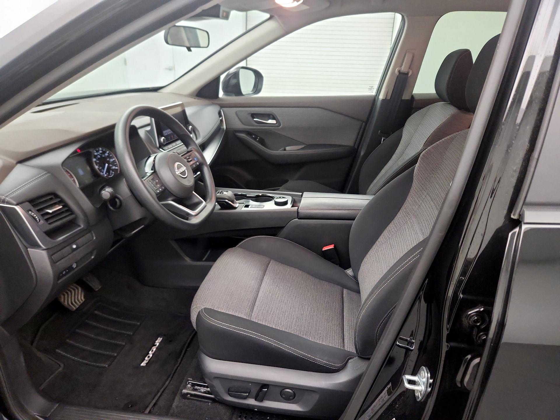 Thumbnail: 2023 Nissan Rogue - 11
