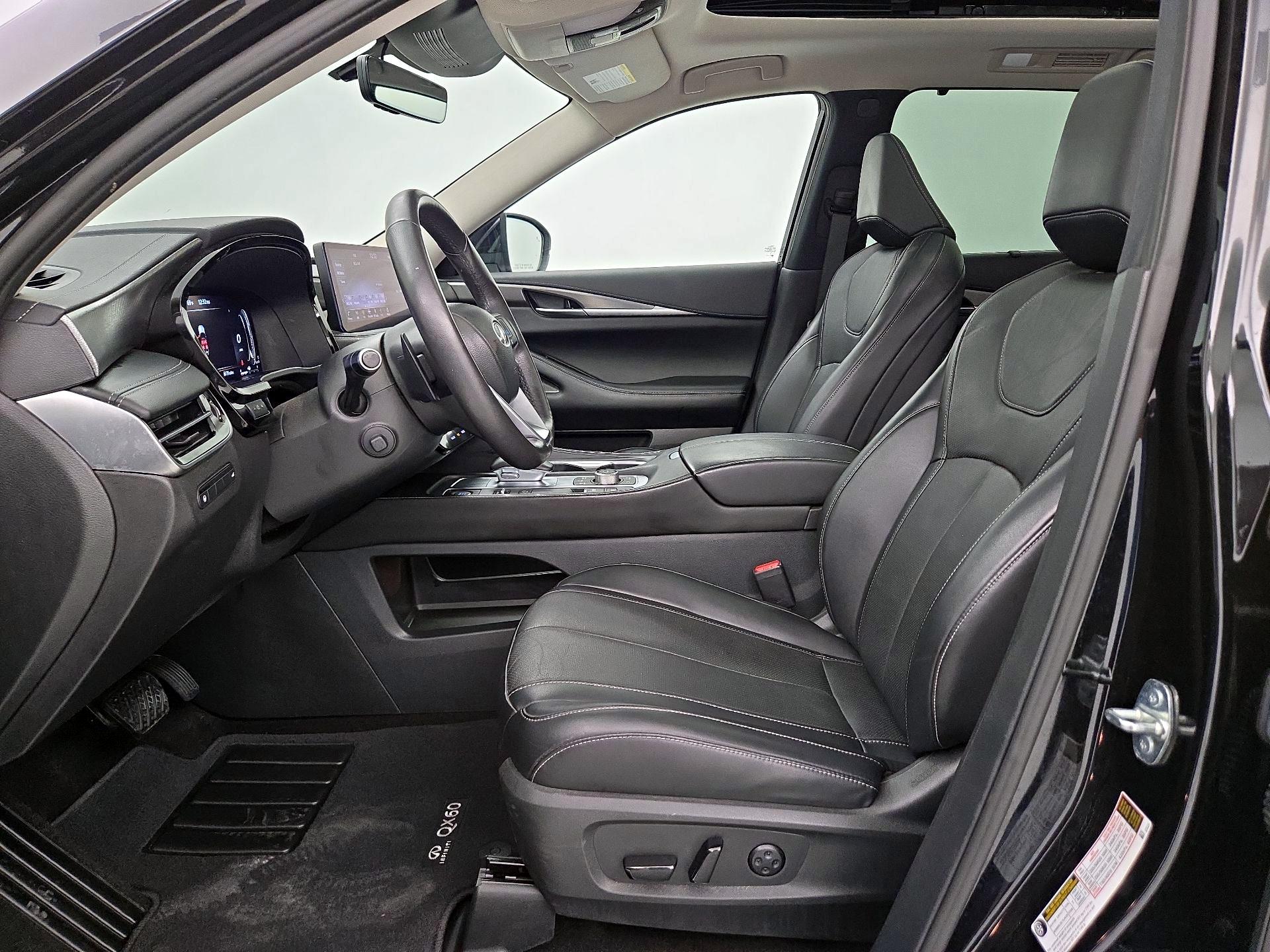 Thumbnail: 2023 INFINITI QX60 - 11