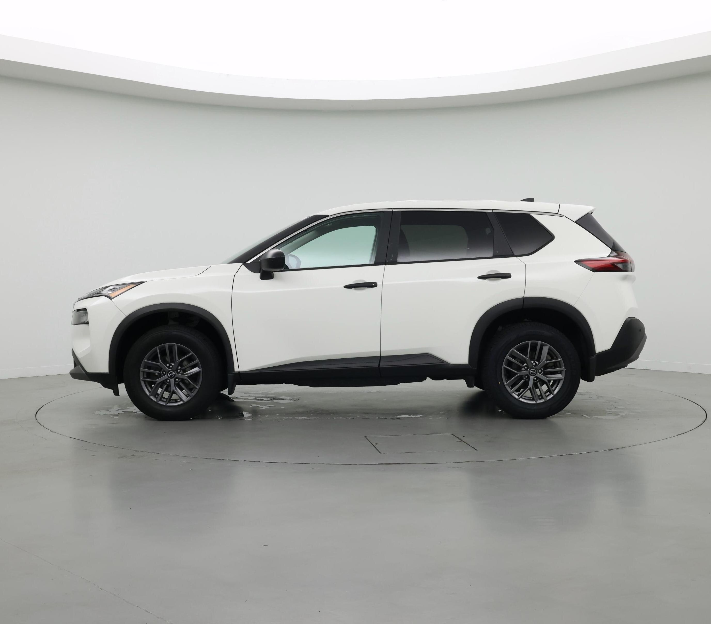 Thumbnail: 2023 Nissan Rogue - 3