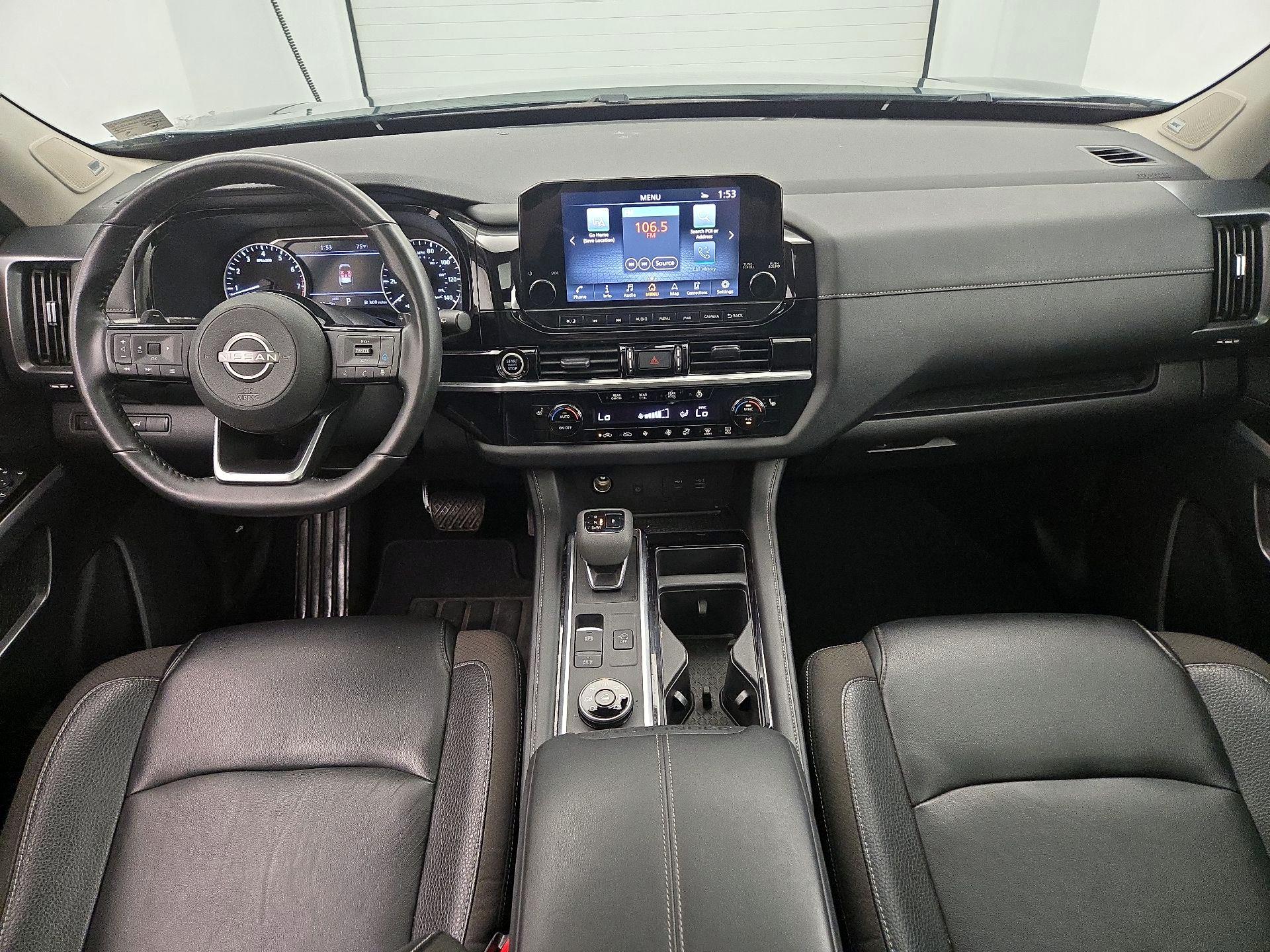 Thumbnail: 2023 Nissan Pathfinder - 9