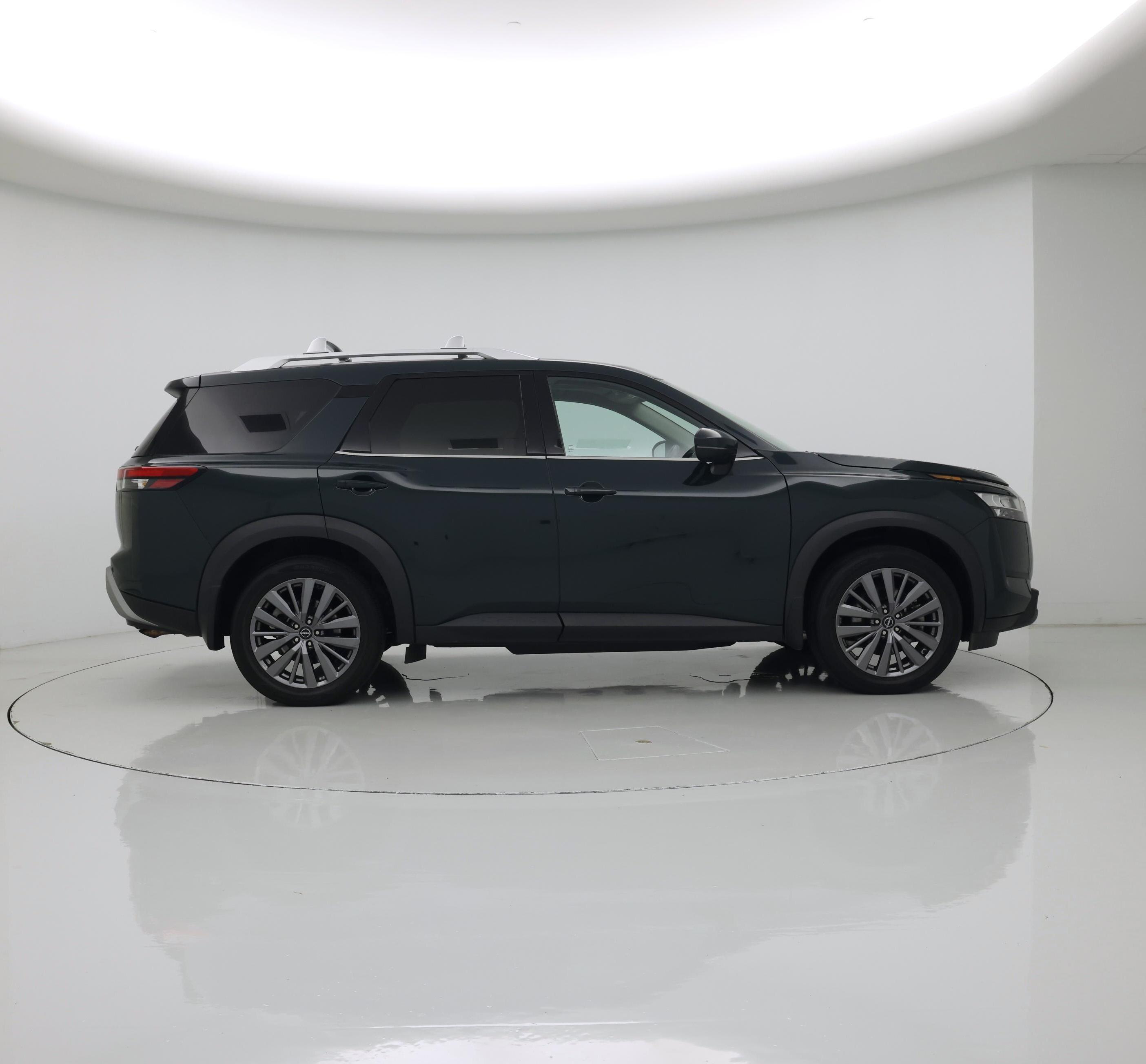 Thumbnail: 2023 Nissan Pathfinder - 7