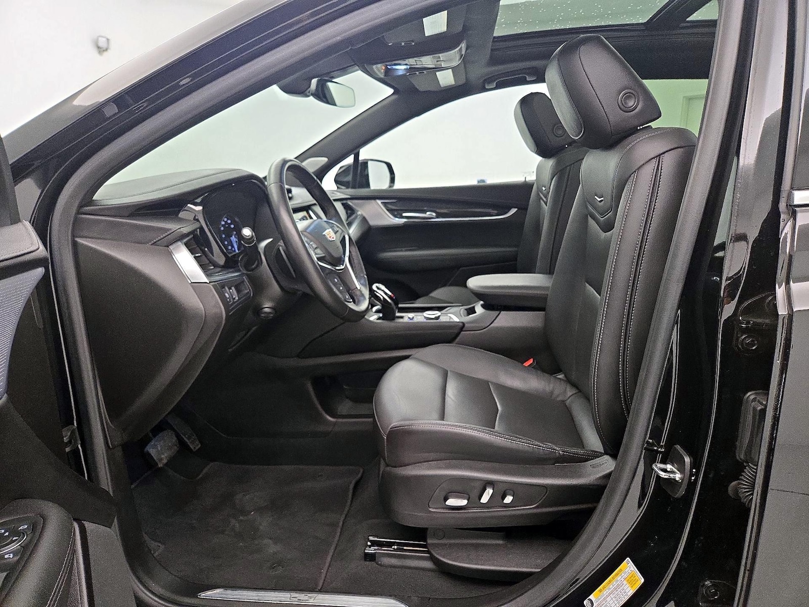 2024 Cadillac XT5 Premium Luxury - Photo 12