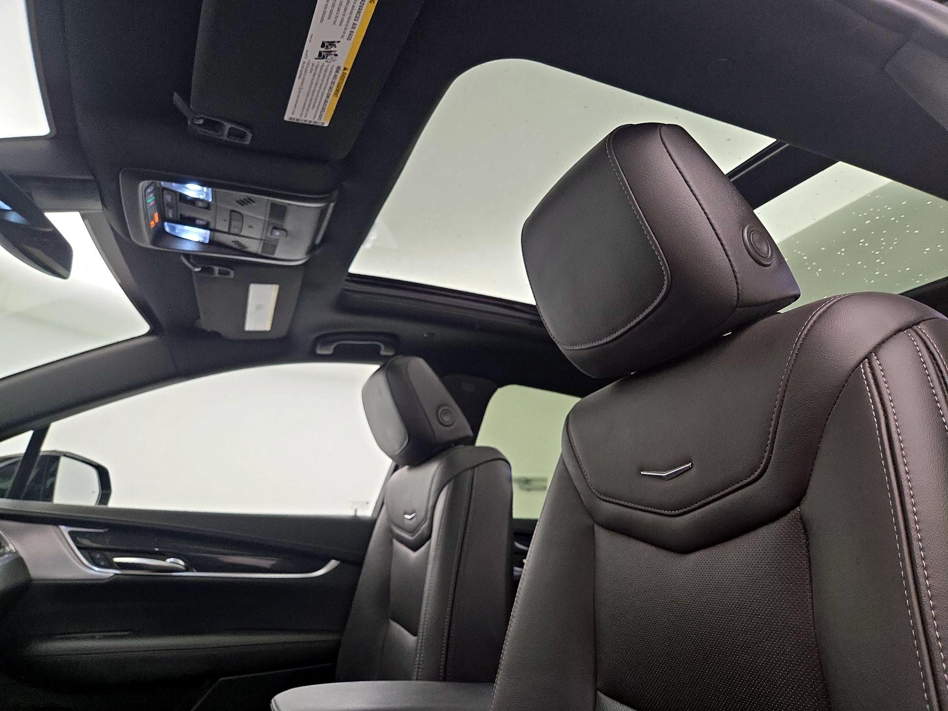 Thumbnail: 2024 Cadillac XT5 - 20