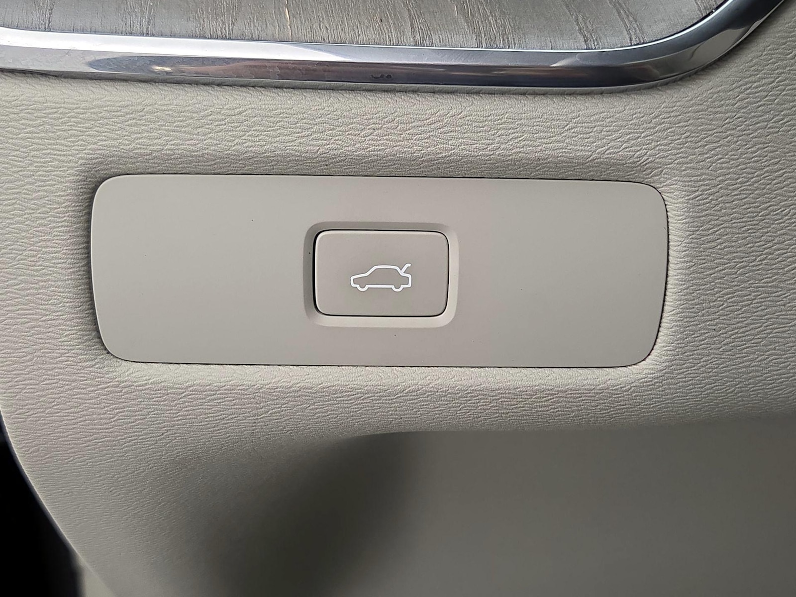 2023 Volvo XC60 Ultimate - Photo 14
