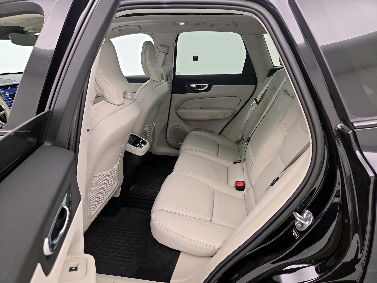 2023 Volvo XC60 Ultimate - Photo 21