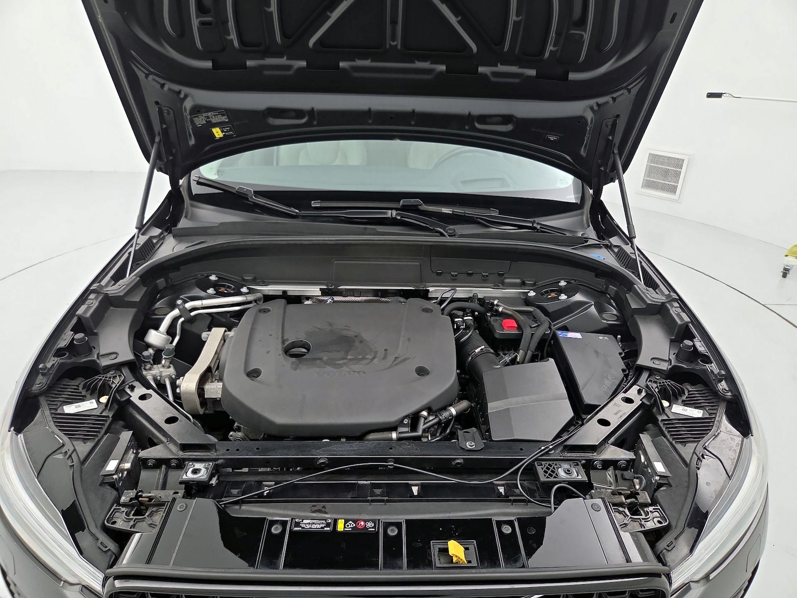 2023 Volvo XC60 Ultimate - Photo 23
