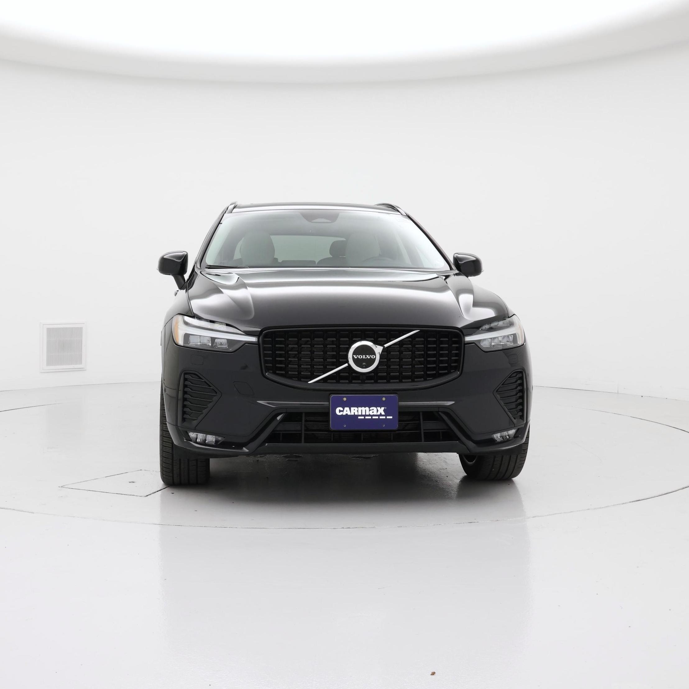 Thumbnail: 2023 Volvo XC60 - 5