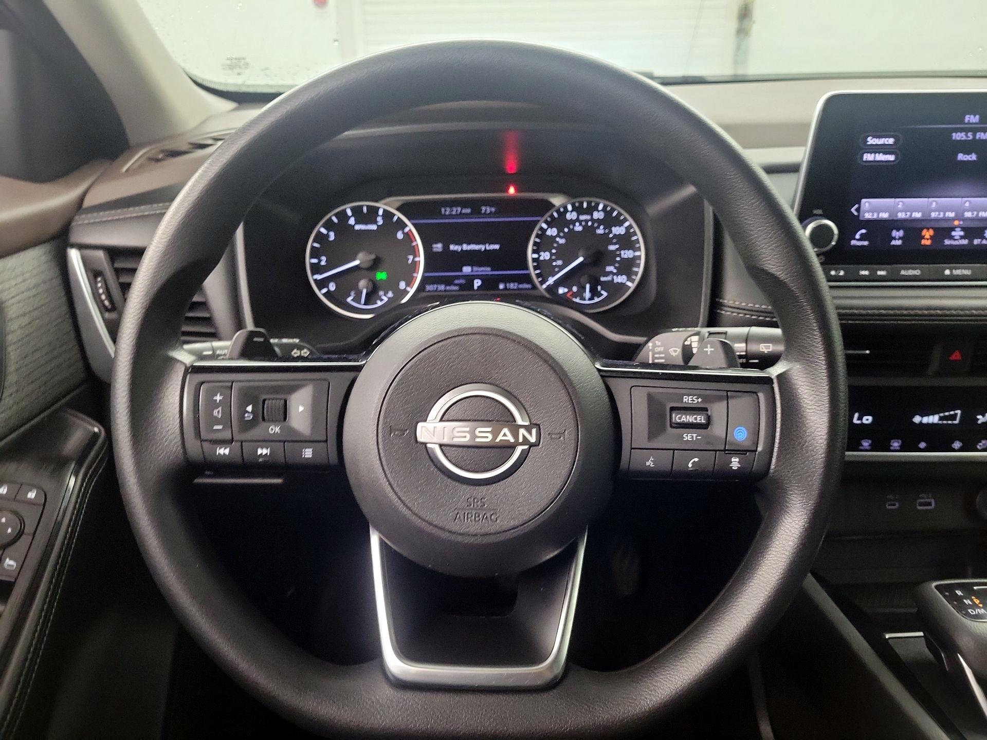 Thumbnail: 2023 Nissan Rogue - 10