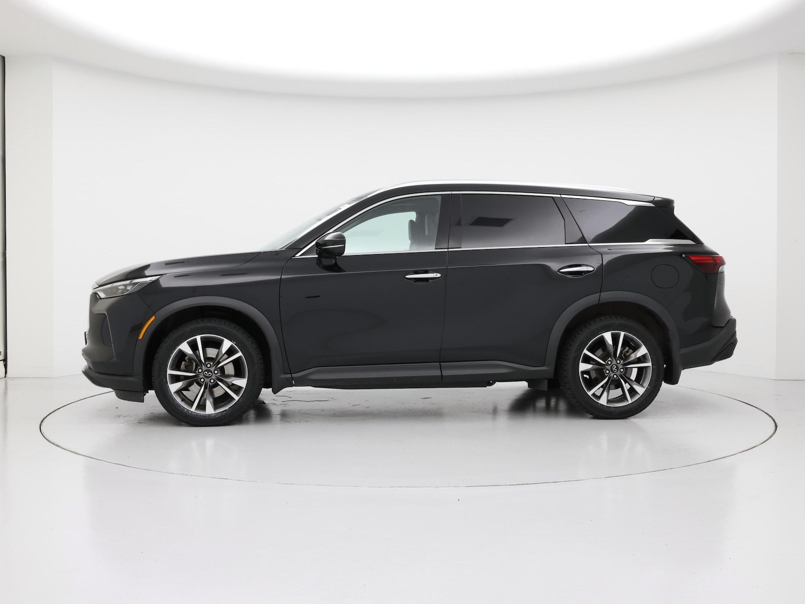 2023 INFINITI QX60 LUXE - Photo 4