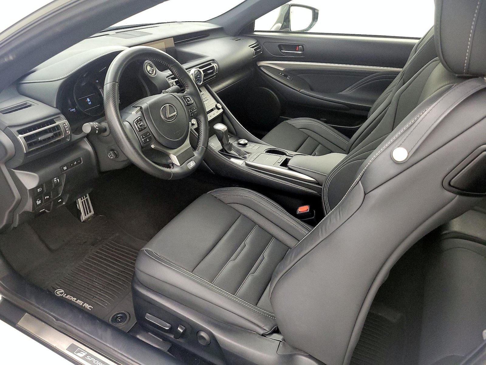 2022 Lexus RC 300 F SPORT - Photo 12