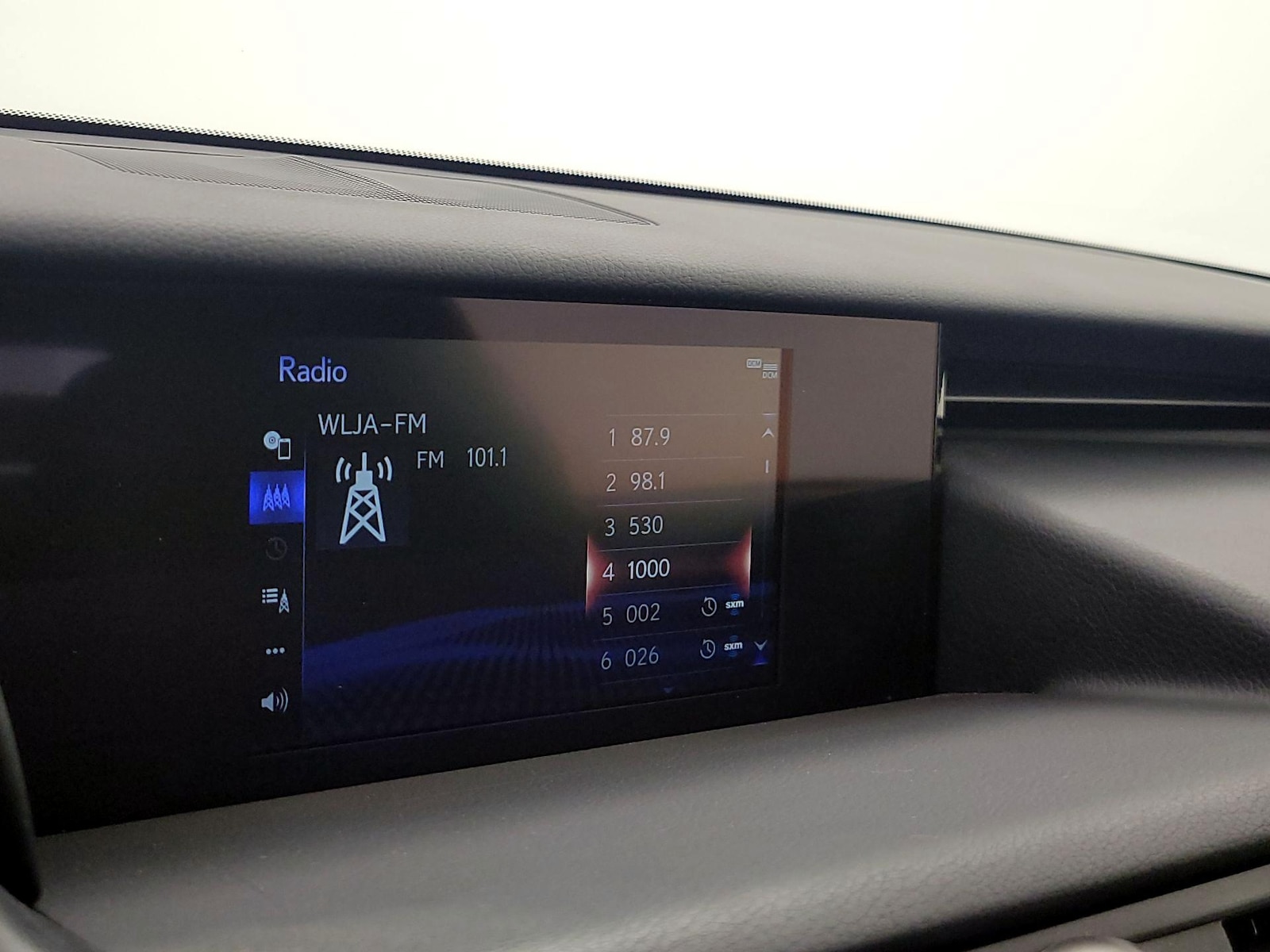 2022 Lexus RC 300 F SPORT - Photo 16