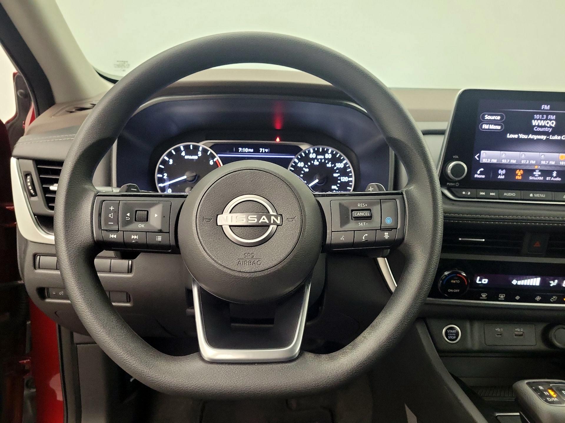 Thumbnail: 2023 Nissan Rogue - 10