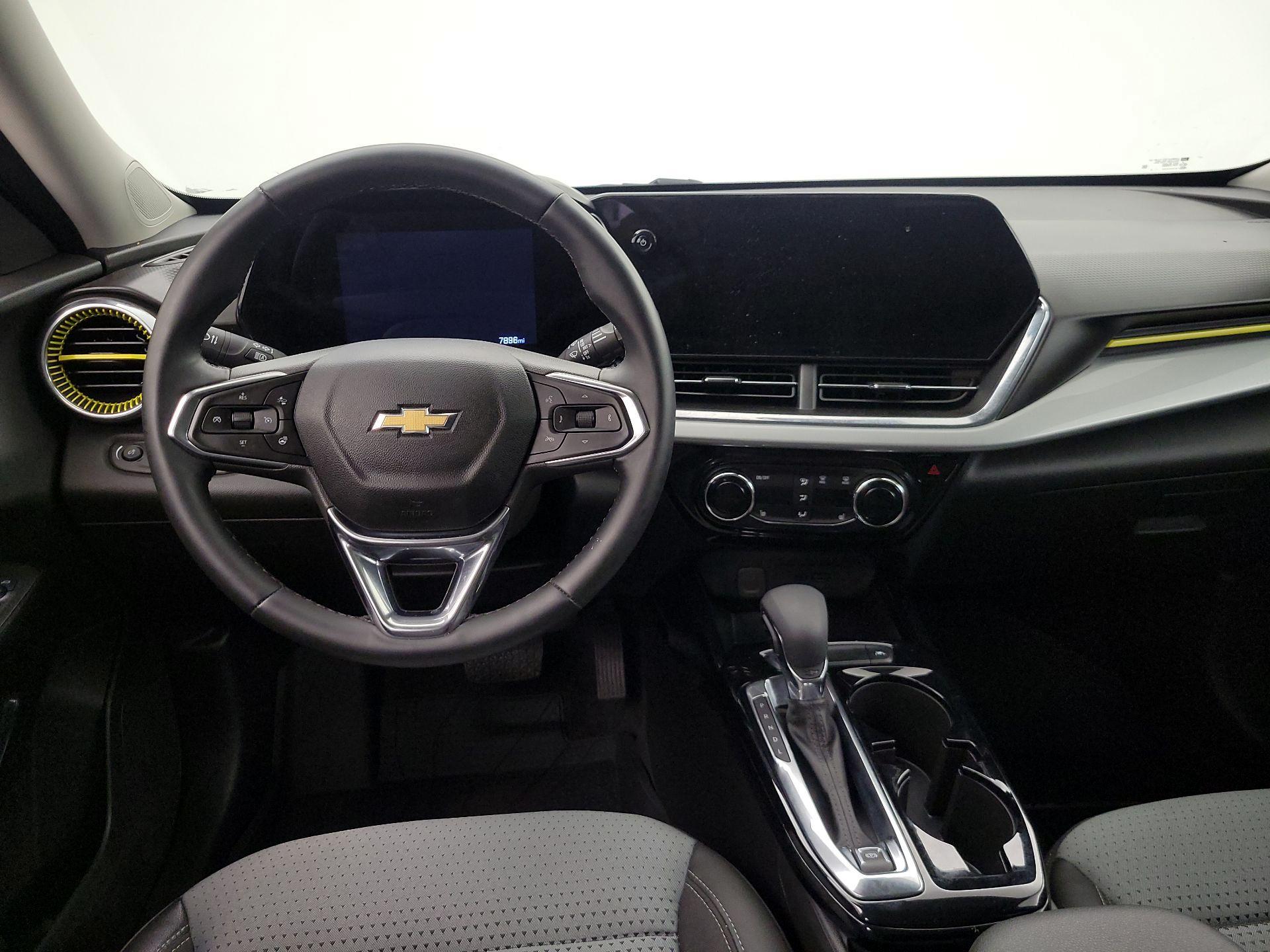 Thumbnail: 2025 Chevrolet Trax - 10
