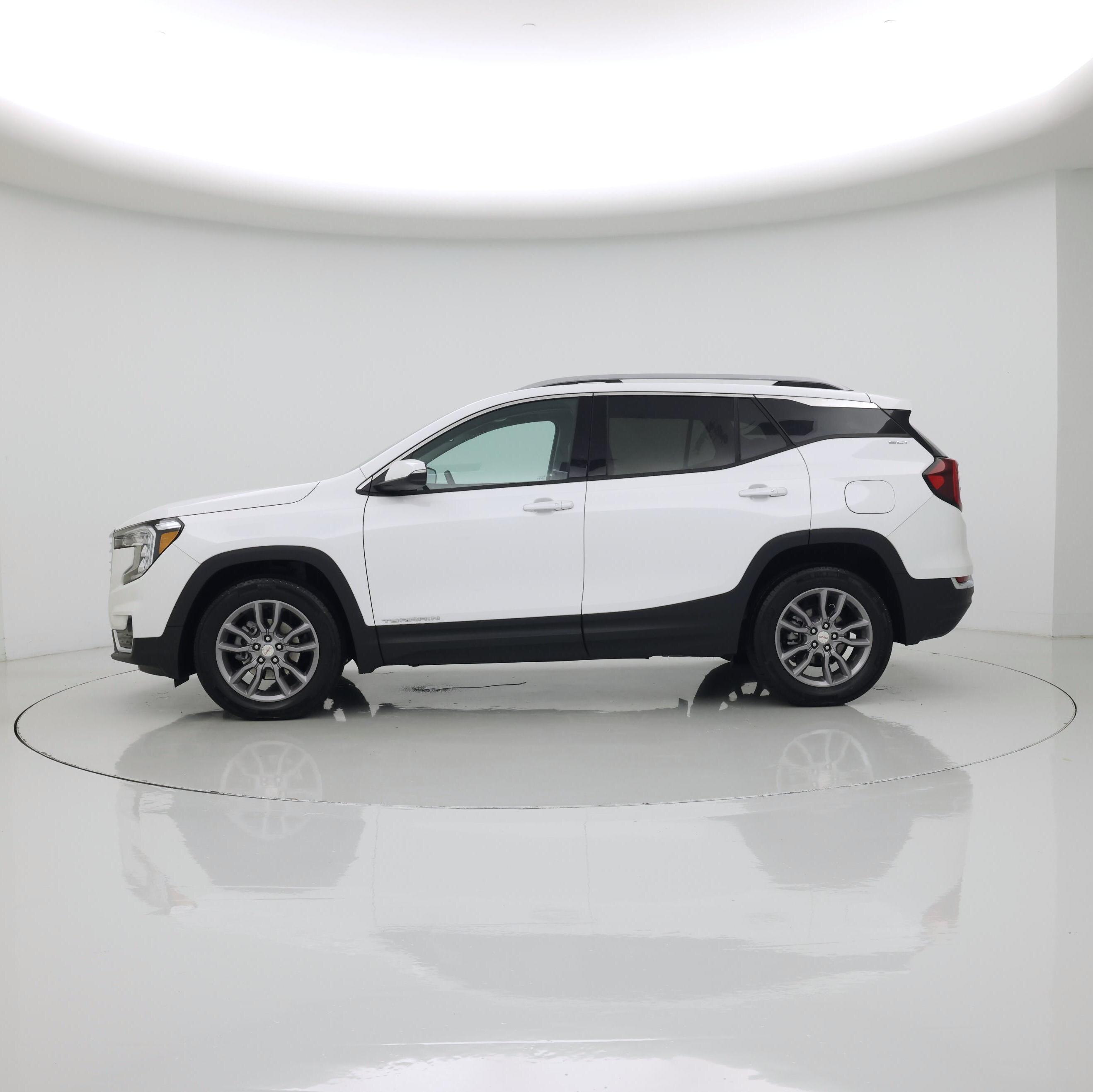 Thumbnail: 2024 GMC Terrain - 3