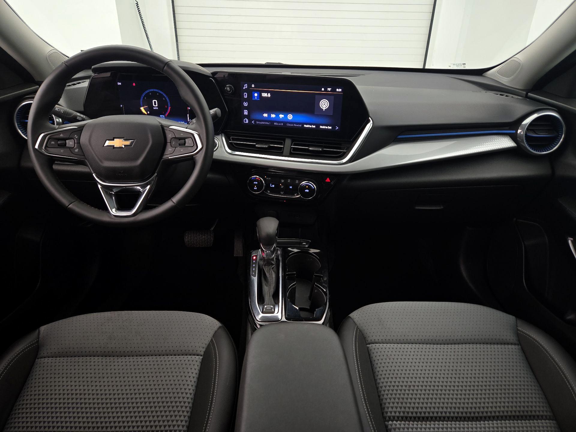 Thumbnail: 2025 Chevrolet Trax - 9